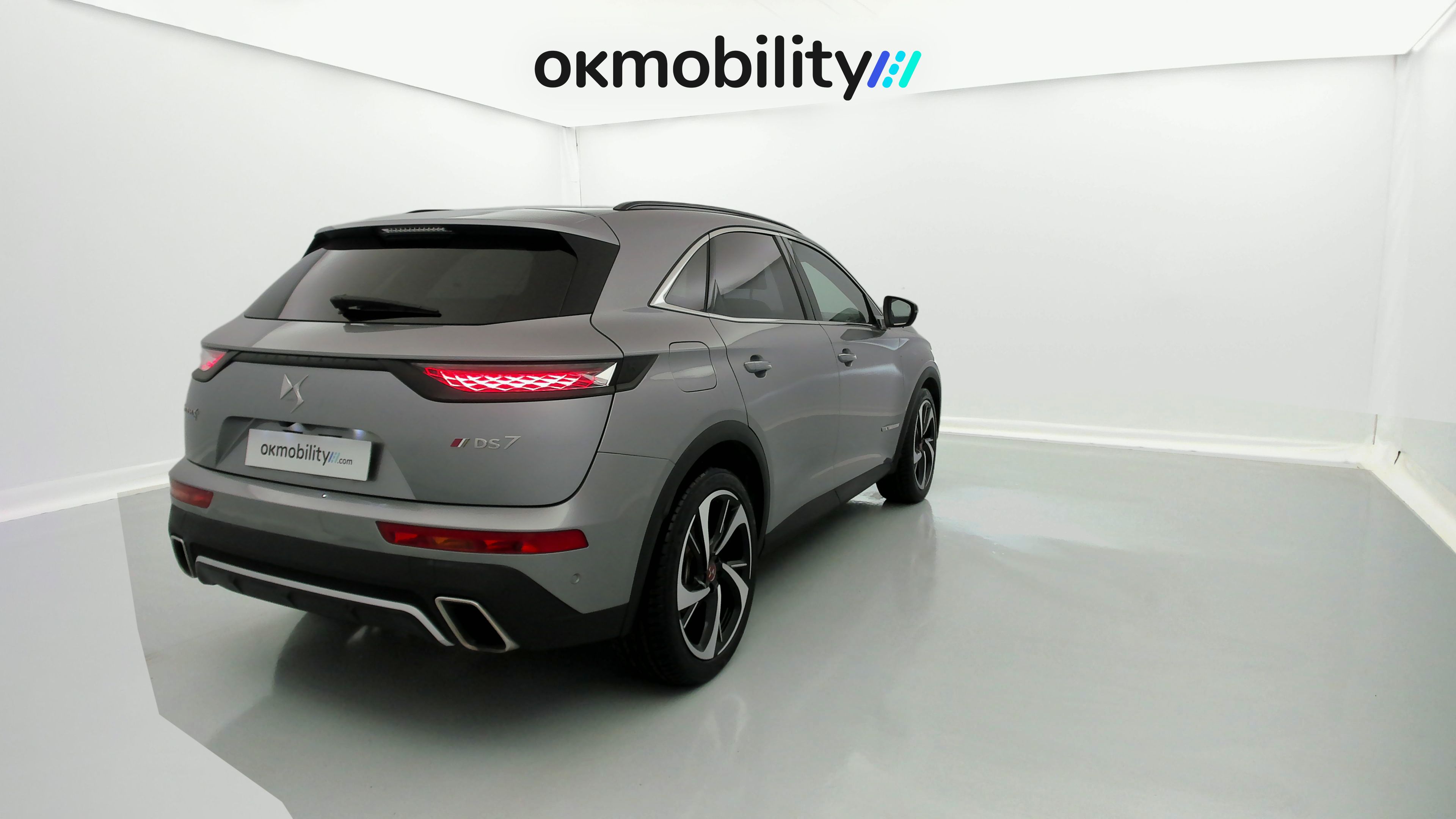 ds ds7 crossback performance line + E-TENSE 300 CA 2022 gris artense 10