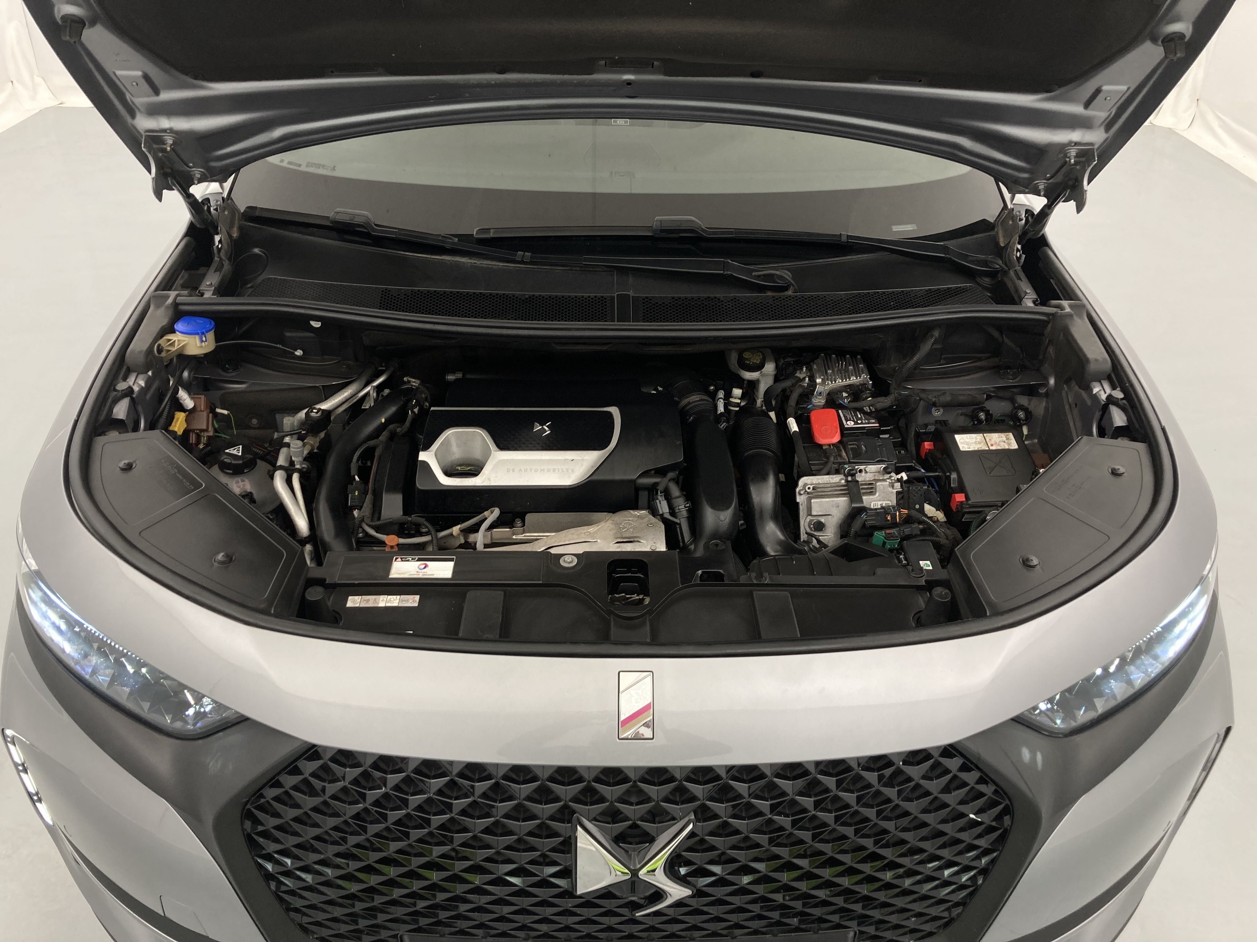 ds ds7 crossback performance line + E-TENSE 300 CA 2022 gris artense 20