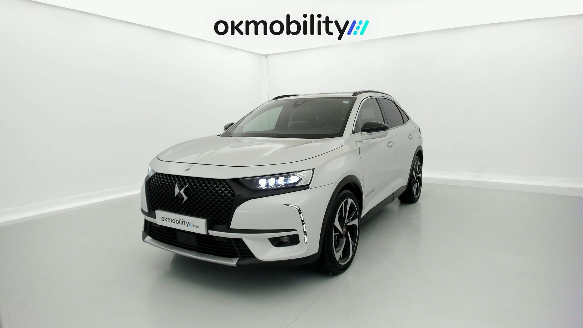 ds ds7 crossback performance line + E-TENSE 300 CA 2022 blanco nacarado 1