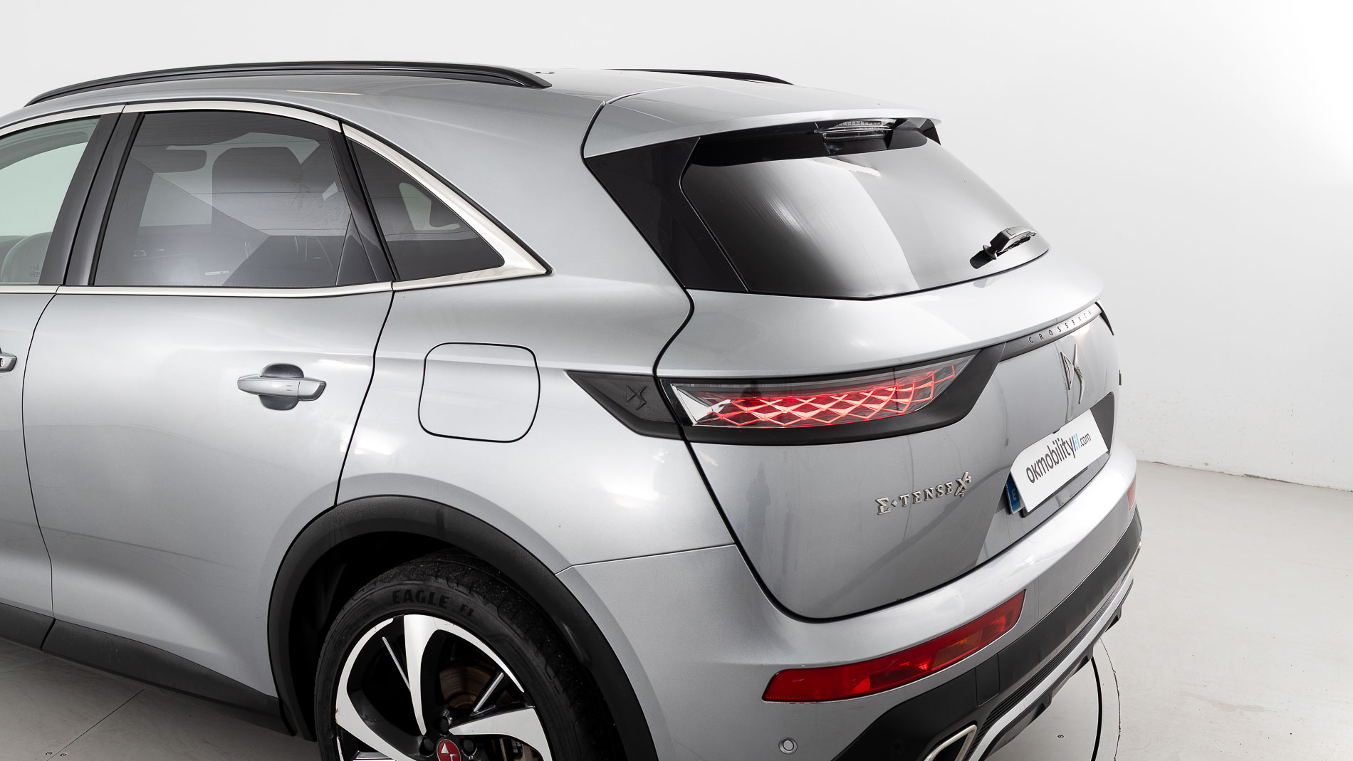 ds ds7 crossback performance line + E-TENSE 300 CA 2022 gris artense 38