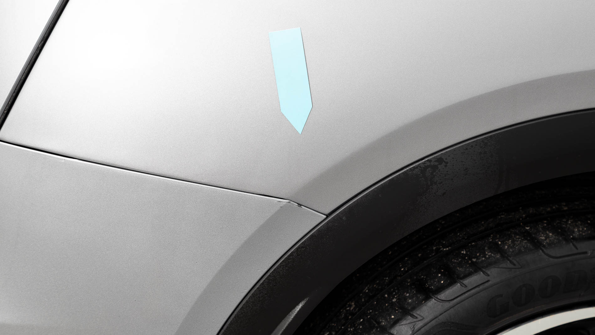 ds ds7 crossback performance line + E-TENSE 300 CA 2022 gris artense 42