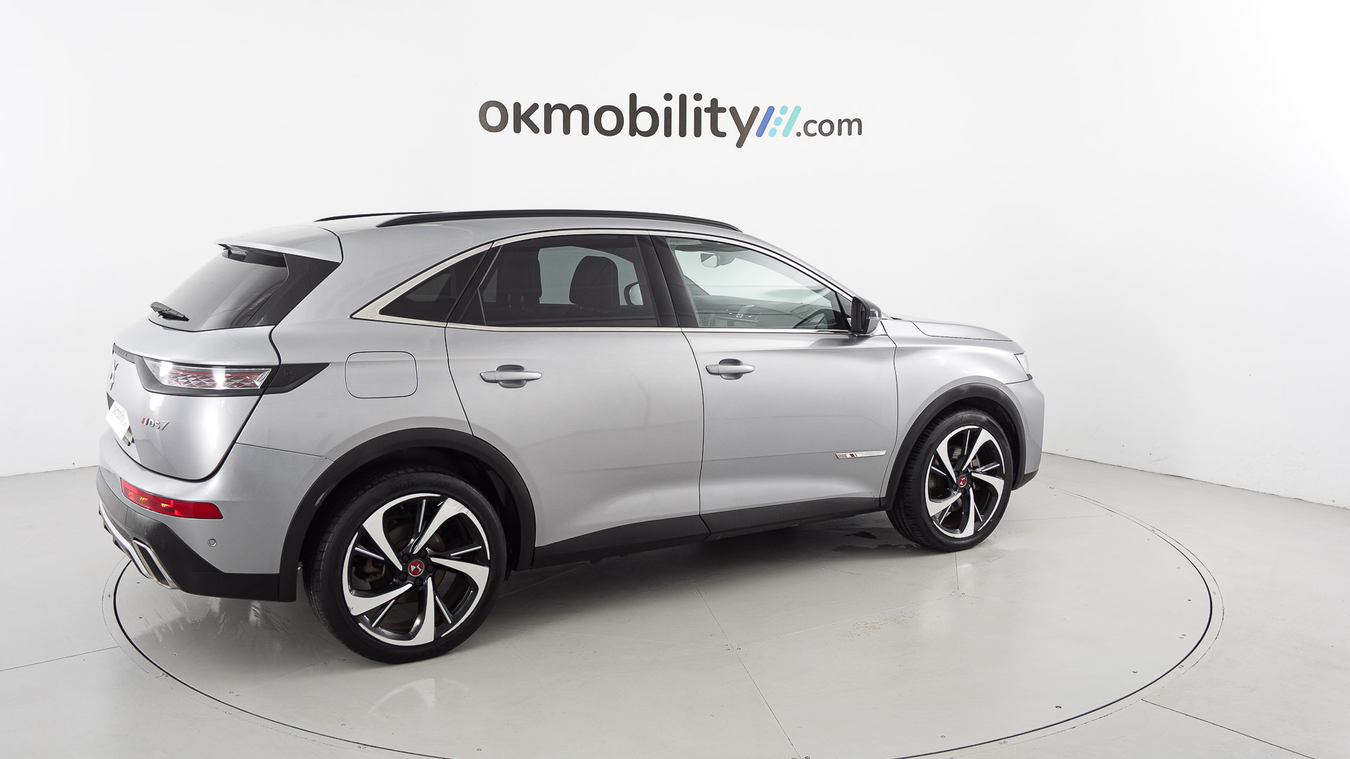 ds ds7 crossback performance line + E-TENSE 300 CA 2022 gris artense 12