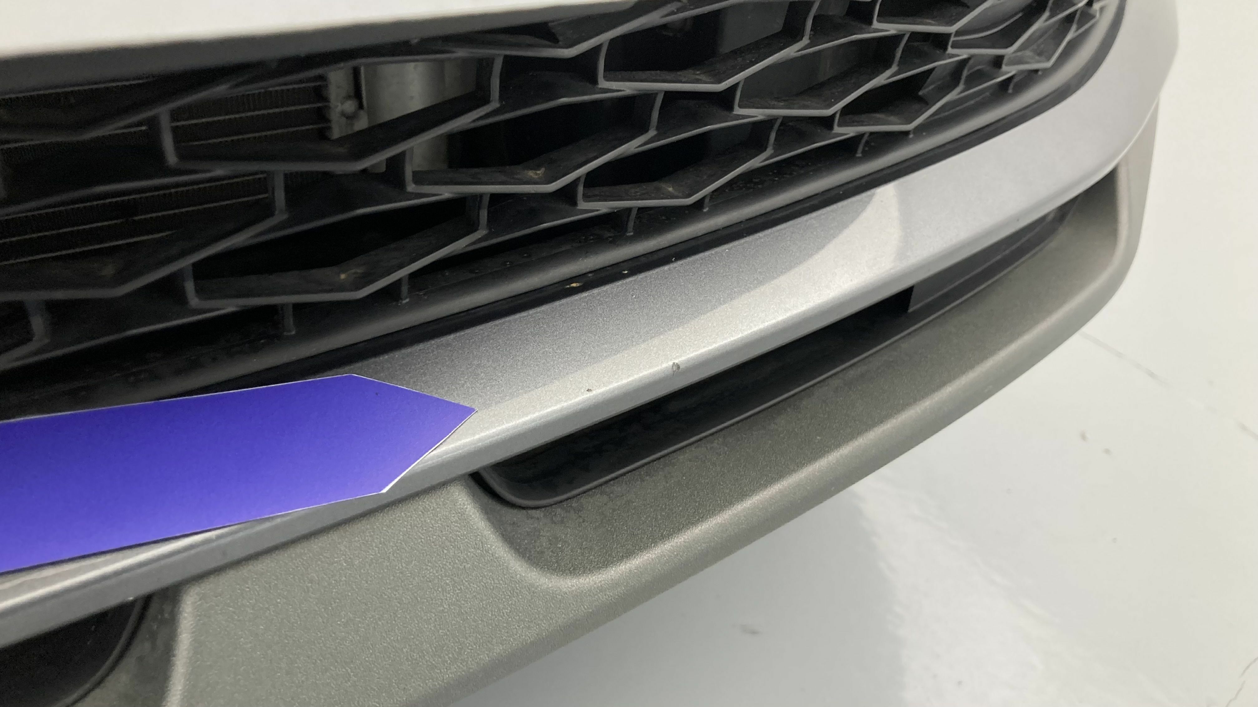 skoda kamiq selection 1.0 TSI 115 2024 gris graphite 32