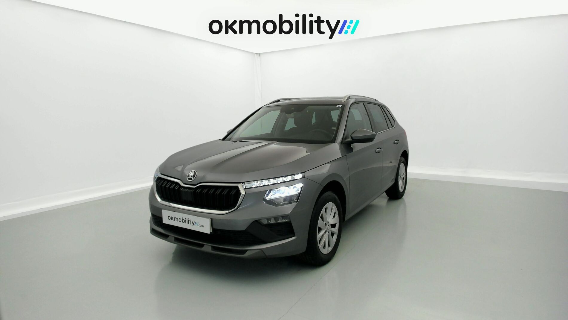 skoda kamiq selection 1.0 TSI 115 2024 gris graphite 1