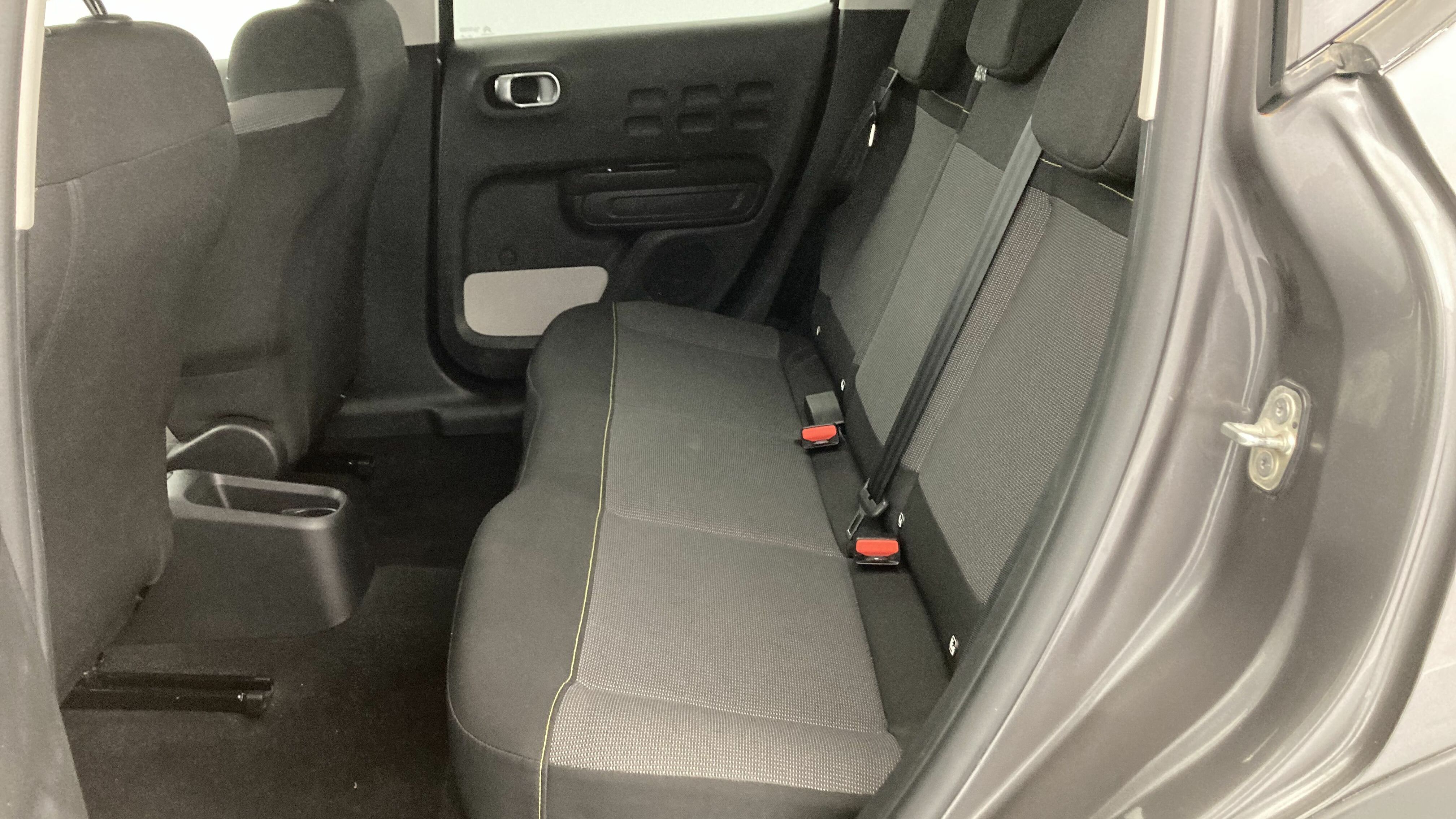 citroen c3 shine 1.2 PURETECH 110 EAT 2022 gris platino/negro 17