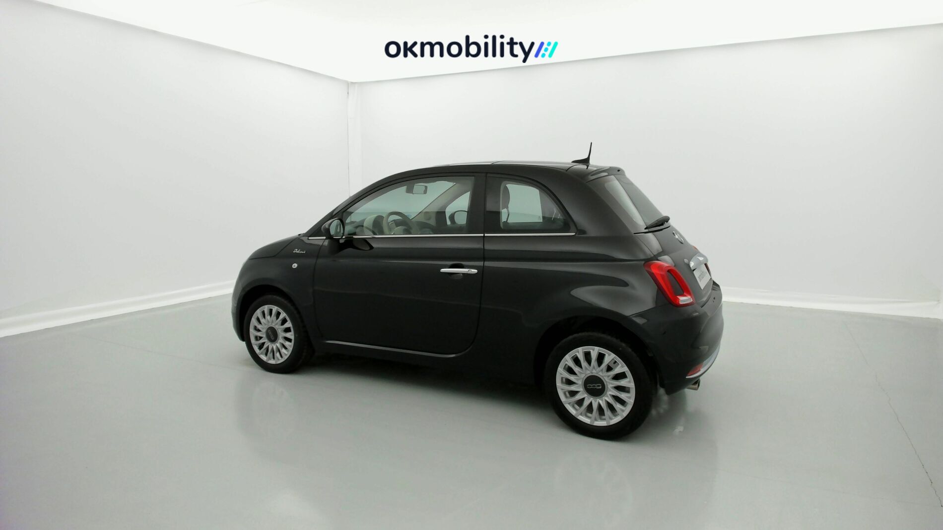 fiat 500 dolcevita 1.0 HYBRID 70 MHEV 2022 vesuvio schwarz metallic 4