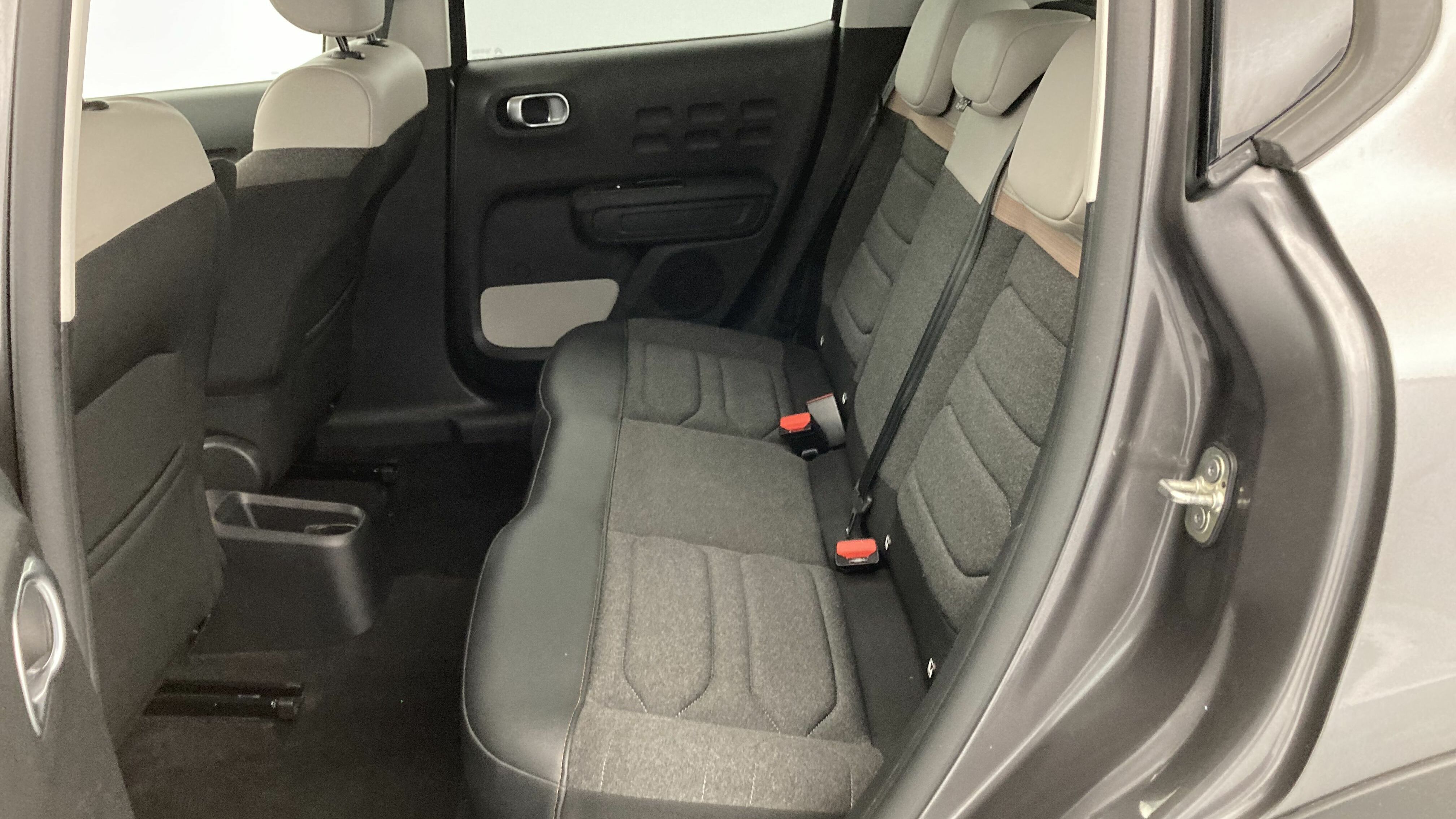 citroen c3 shine 1.2 PURETECH 110 EAT 2022 gris acero/negro 16