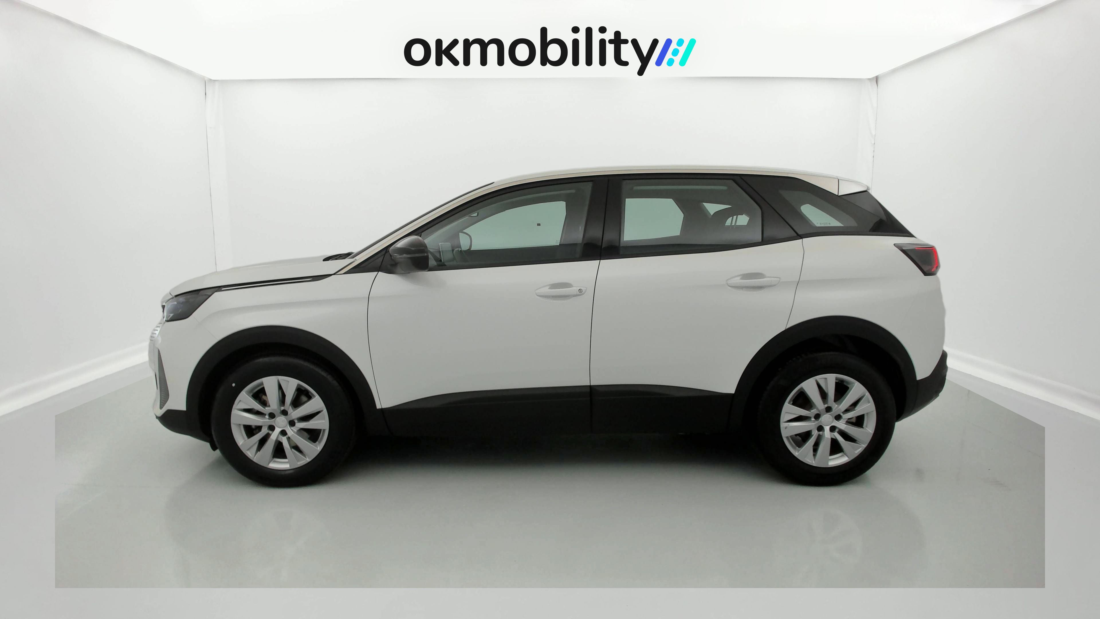 peugeot 3008 active pack 1.5 BLUEHDI 130 2022 blanco nacarado 9