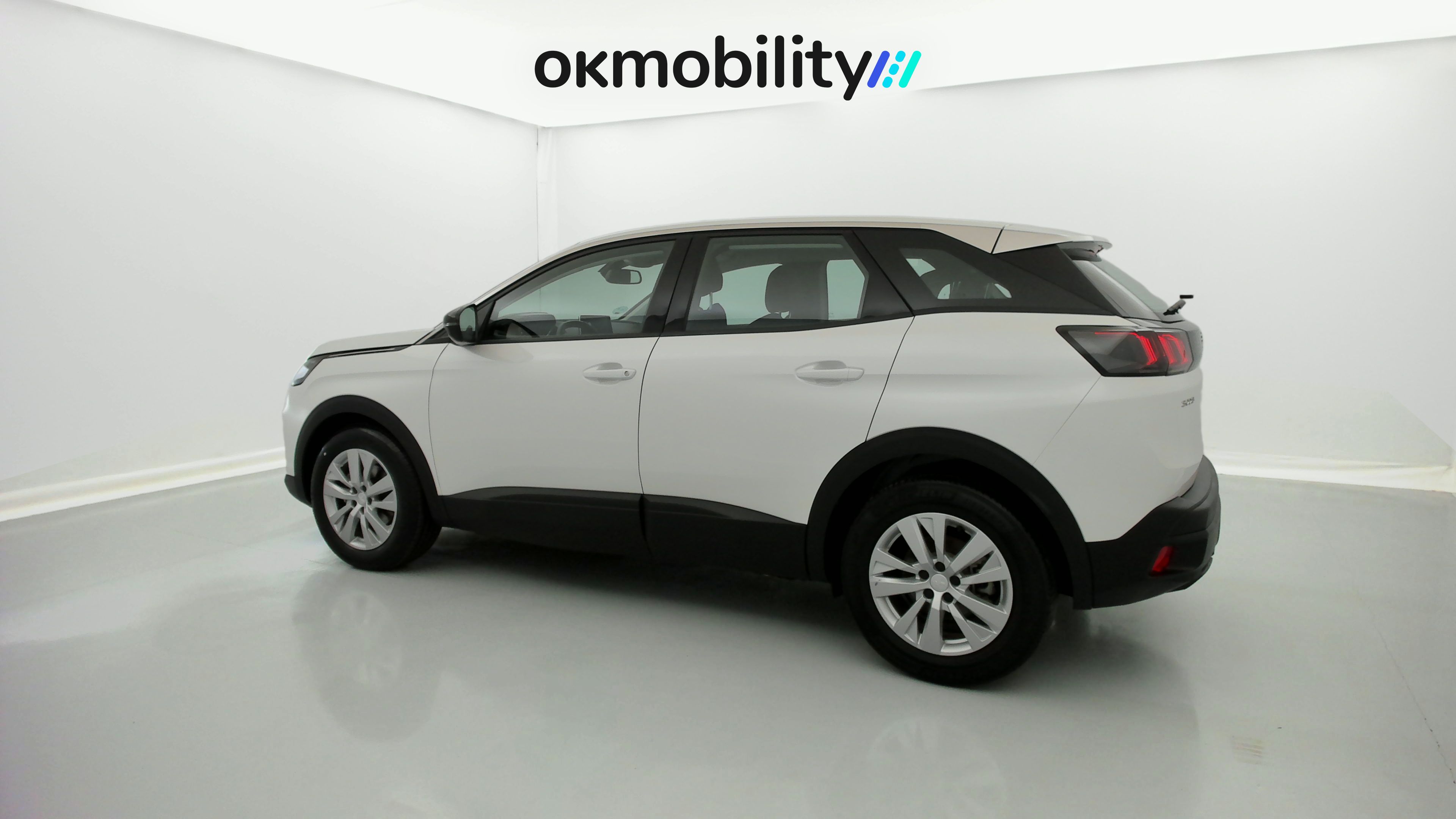 peugeot 3008 active pack 1.5 BLUEHDI 130 2022 blanco nacarado 10