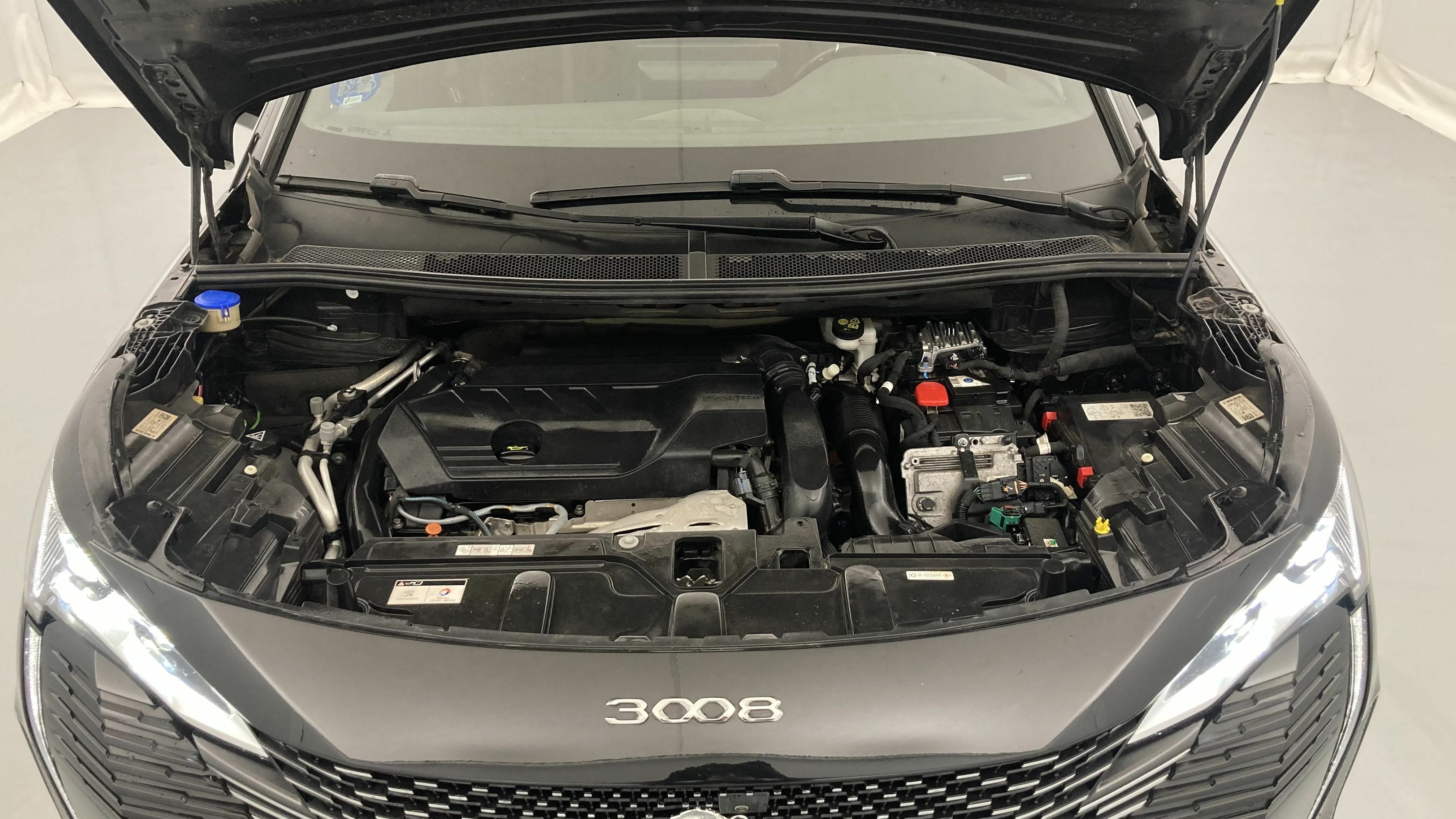 peugeot 3008 gt pack 1.6 HYBRID 300 EAT PHEV 2022 negro perla nera 24
