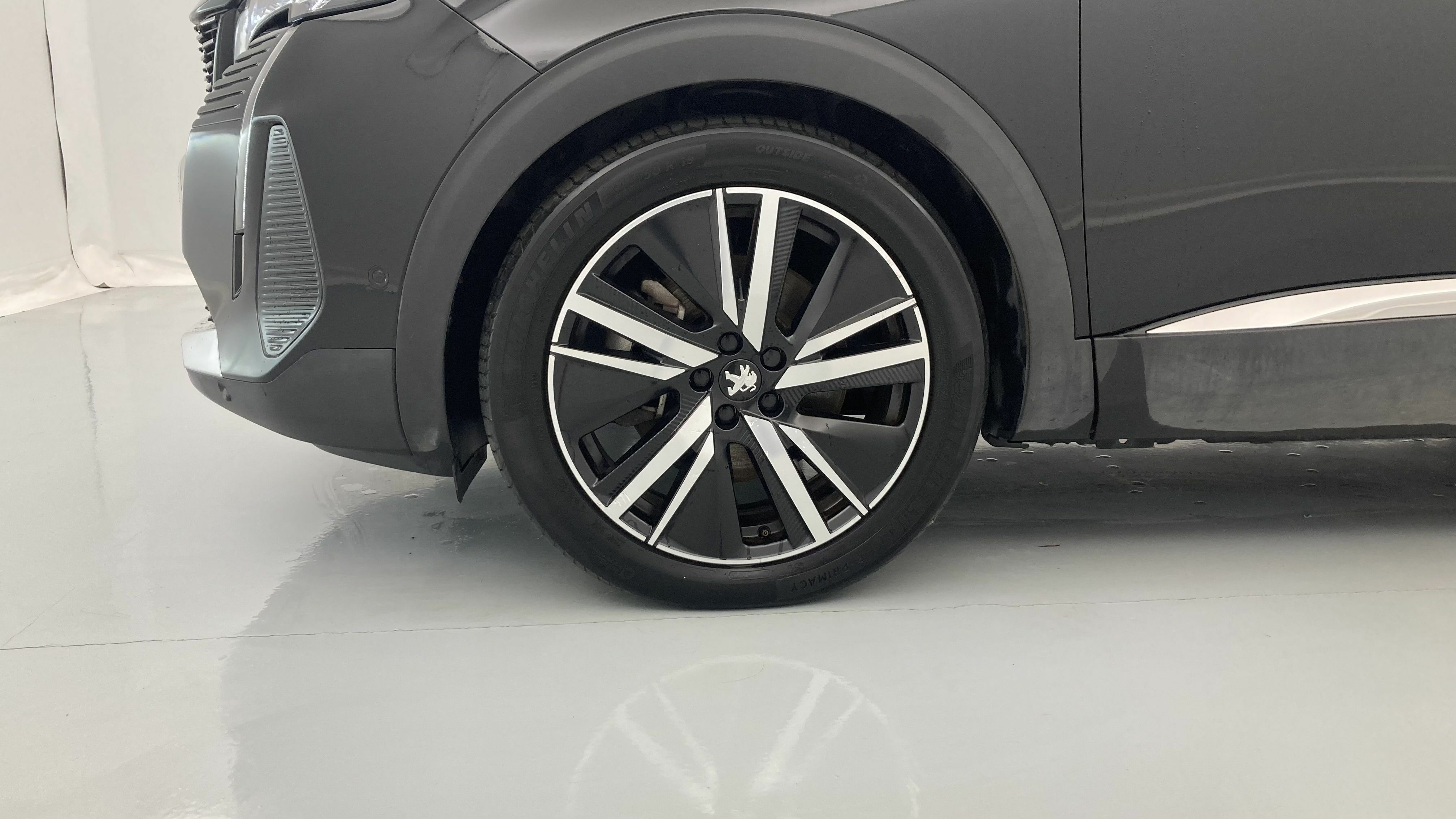 peugeot 3008 gt pack 1.6 HYBRID 300 EAT PHEV 2022 negro perla nera 26