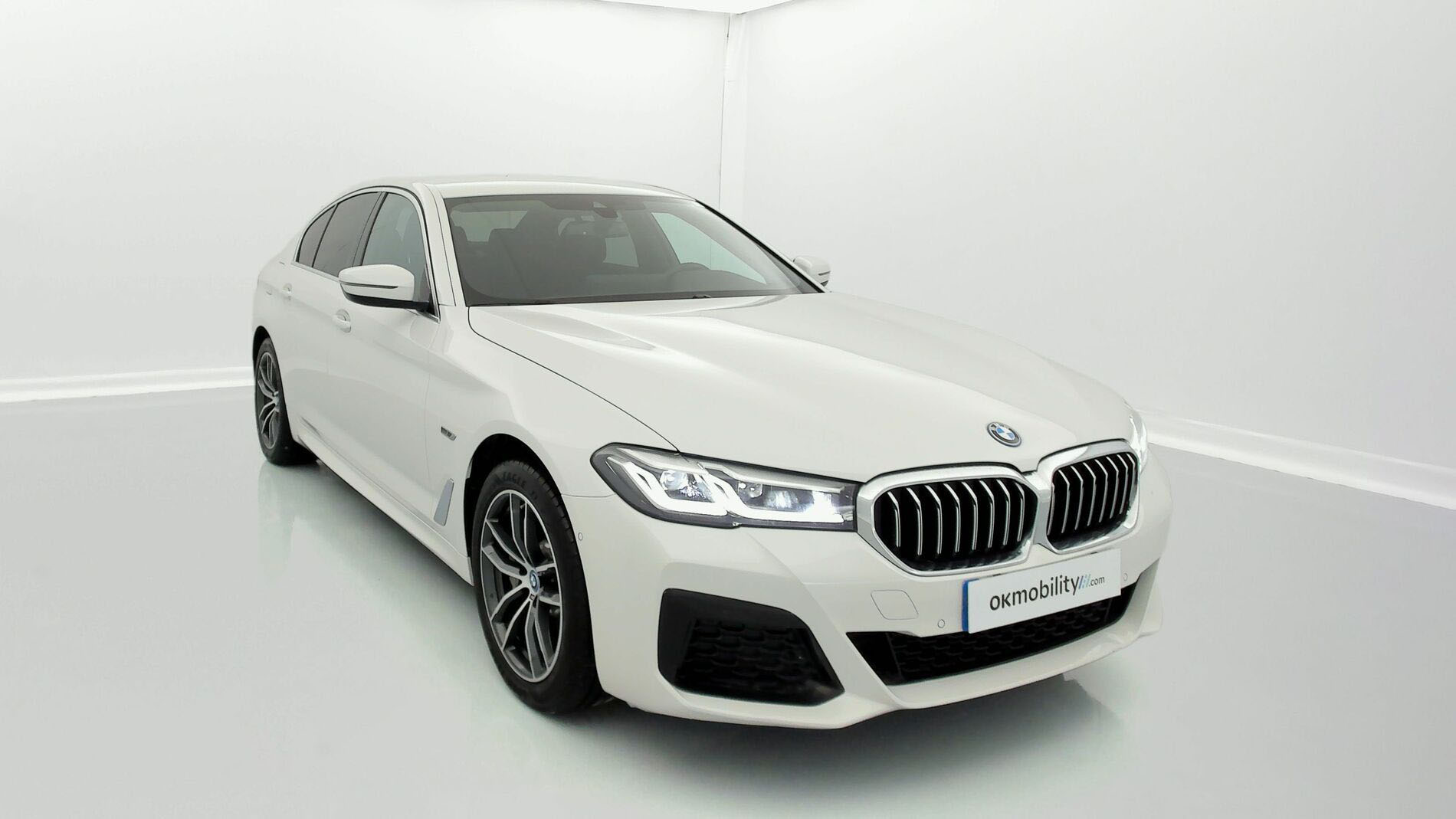 bmw serie 5 m sport 520E 204 PHEV 2022 alpinweiss 3