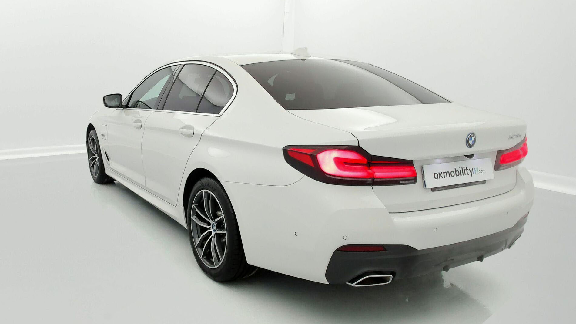bmw serie 5 m sport 520E 204 PHEV 2022 alpinweiss 10