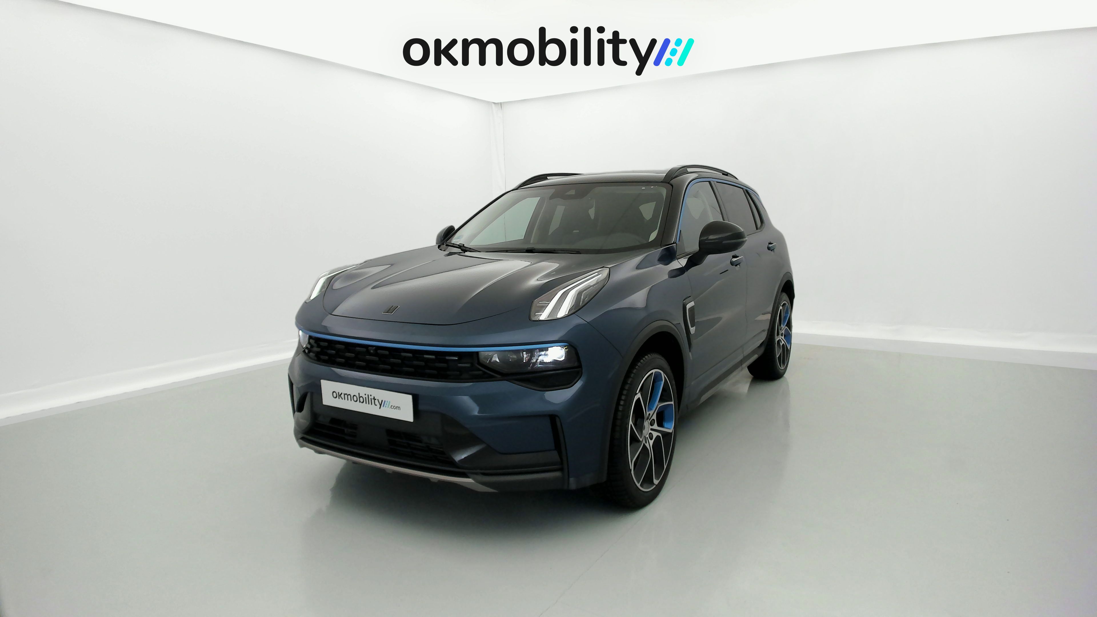 lynk&co 1 nv 1.5 PHEV 261 2022 blue 1