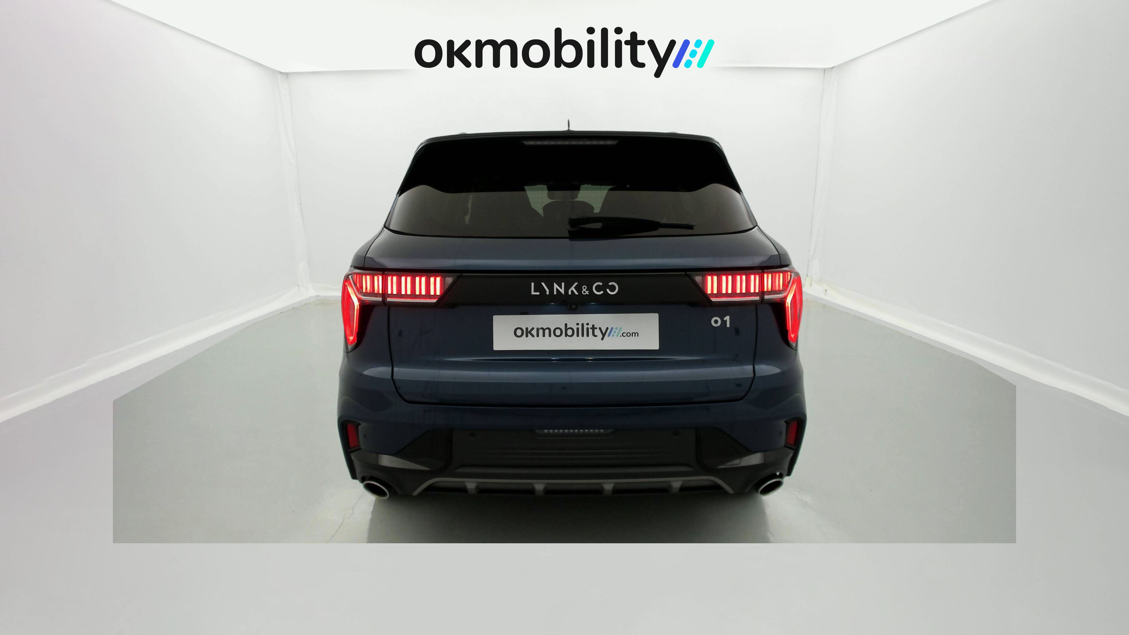 lynk&co 1 nv 1.5 PHEV 261 2022 blue 12