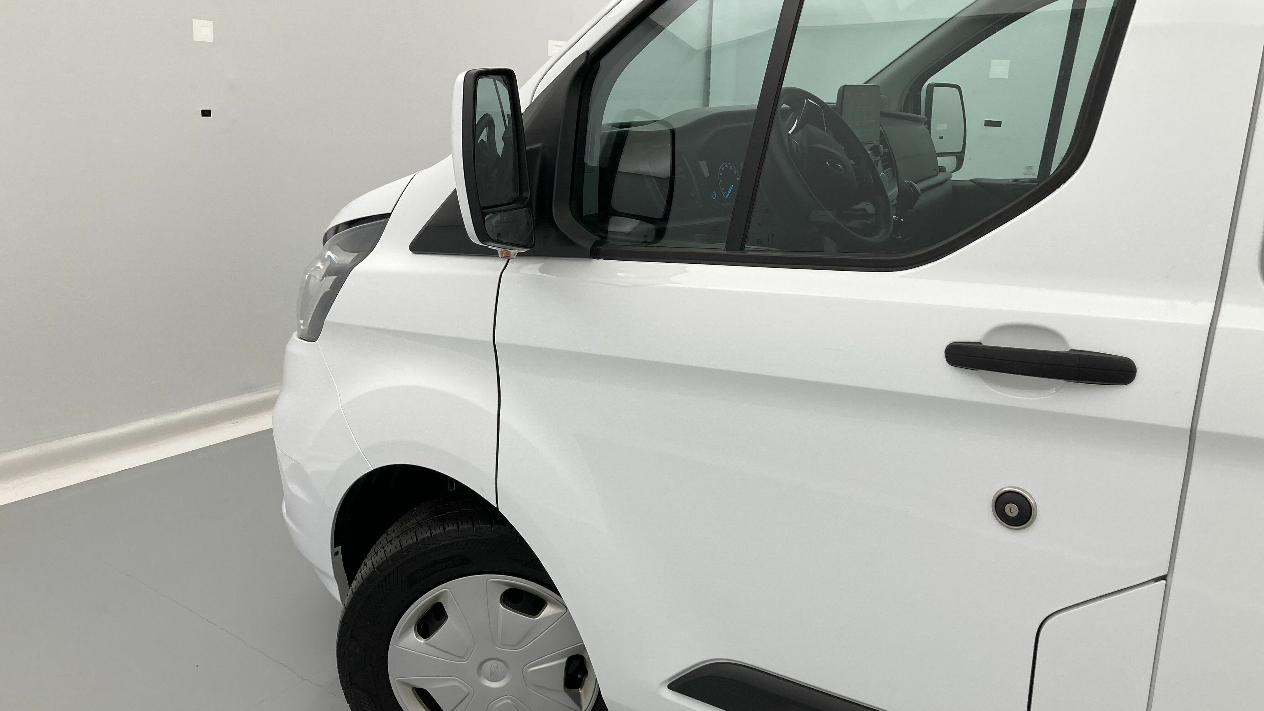 ford transit custom trend l2h1 9pl 2.0 ECOBLUE 130 2023 frozen white 28