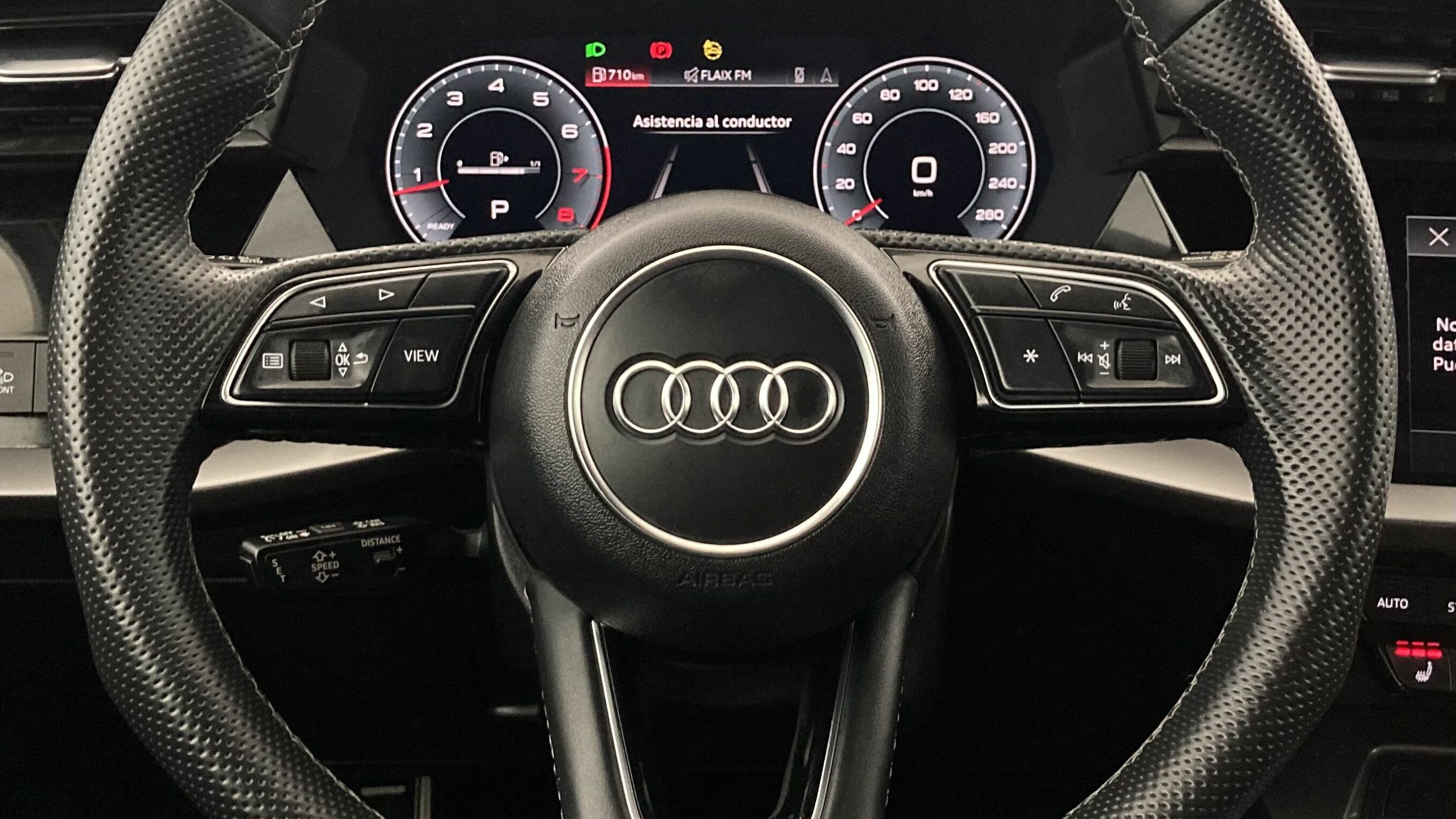 audi a3 sportback s line 35 TFSI 150 STRONIC 2024 gletscherweiss metallic 17