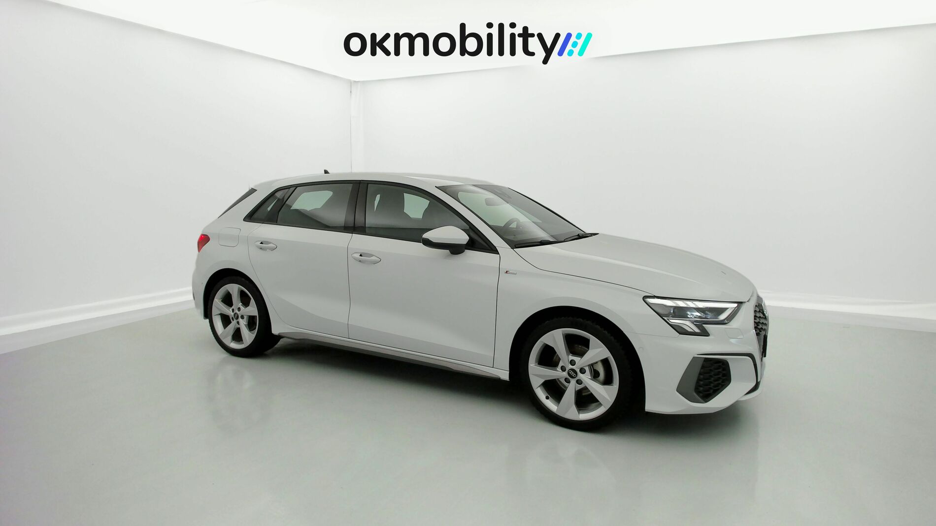 audi a3 sportback s line 35 TFSI 150 STRONIC 2024 gletscherweiss metallic 2