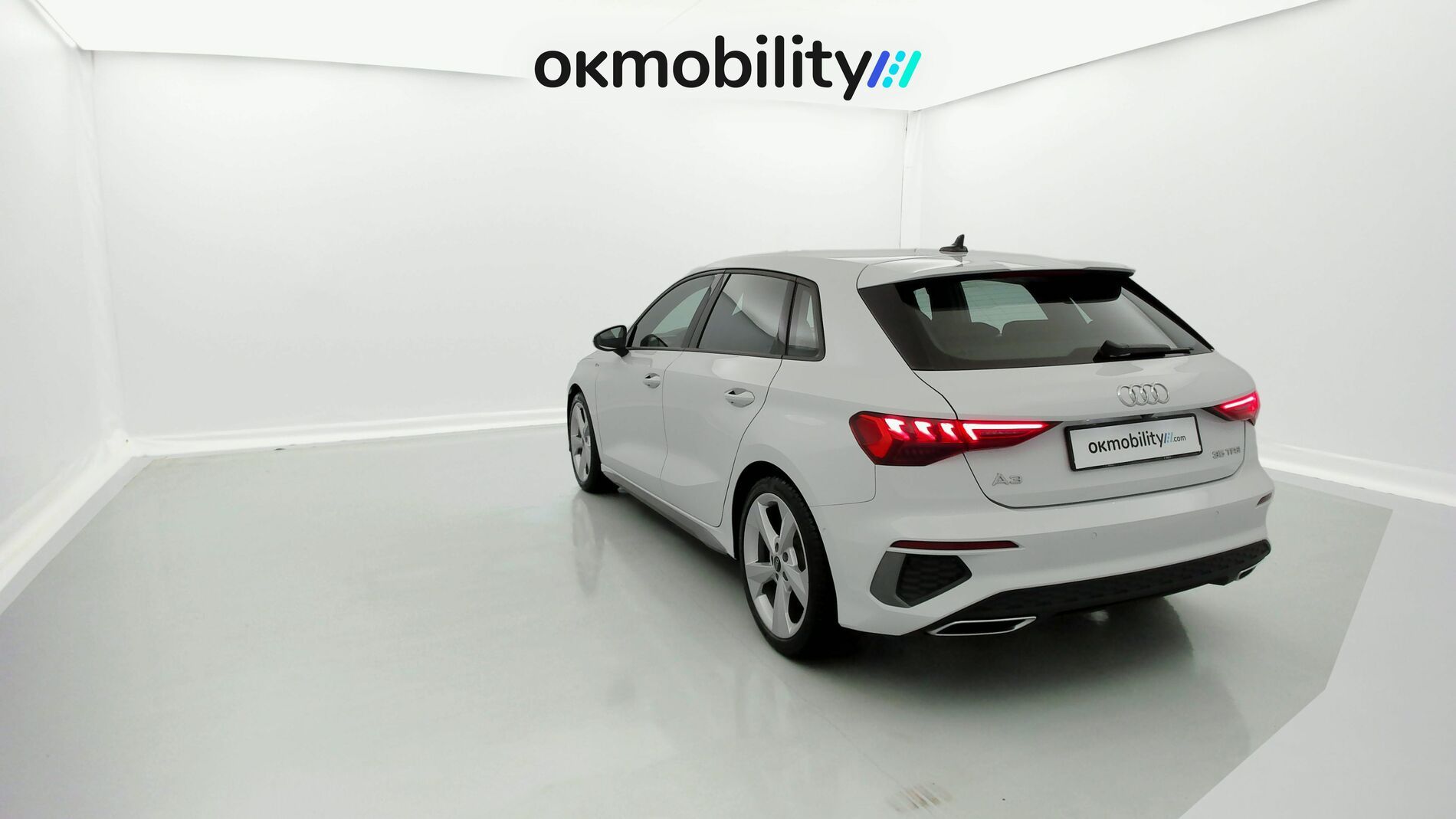 audi a3 sportback s line 35 TFSI 150 STRONIC 2024 gletscherweiss metallic 9