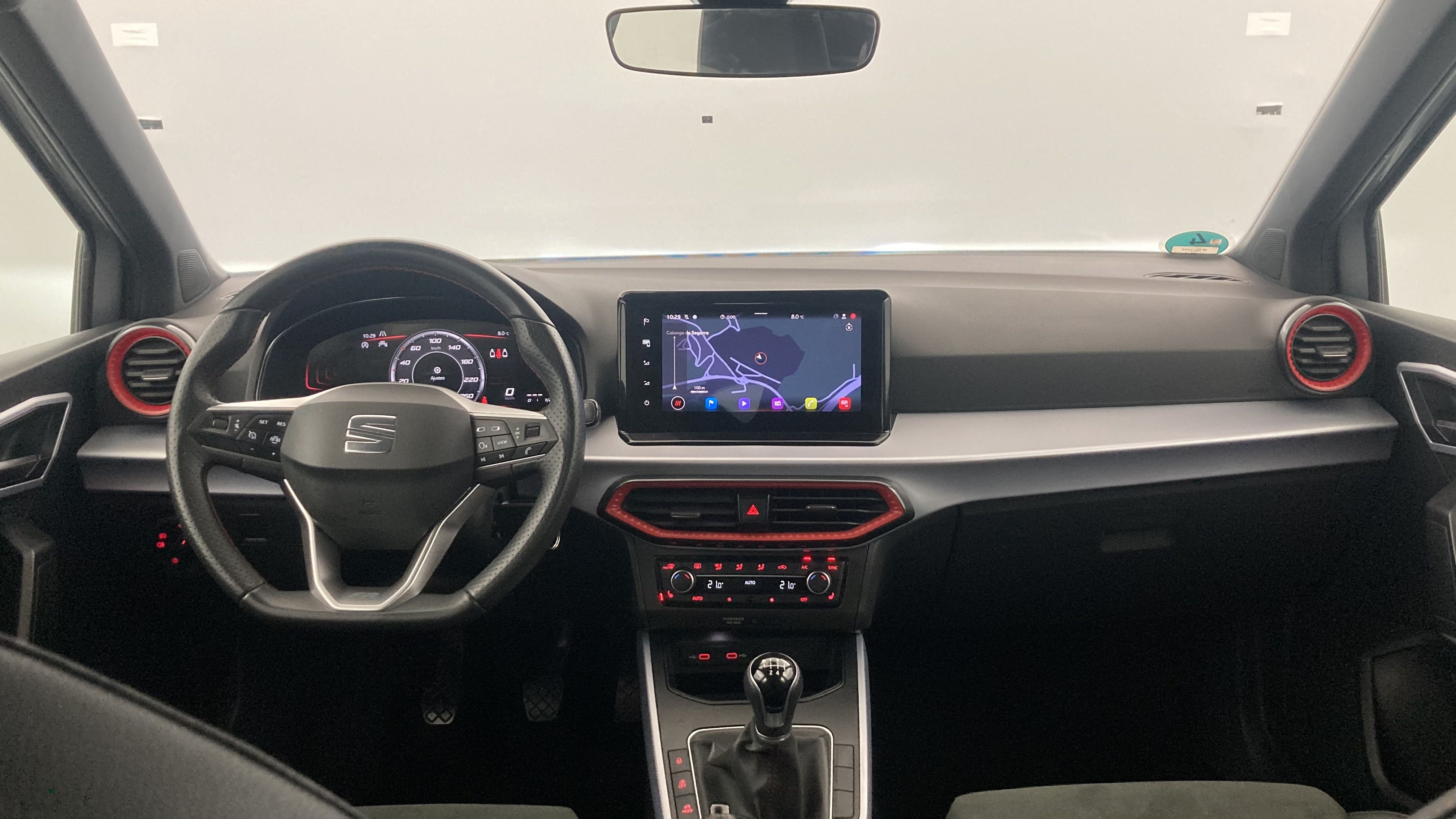 seat arona fr 1.0 TSI 110 2023 urban silber metallic / magnetic grau metallic 34