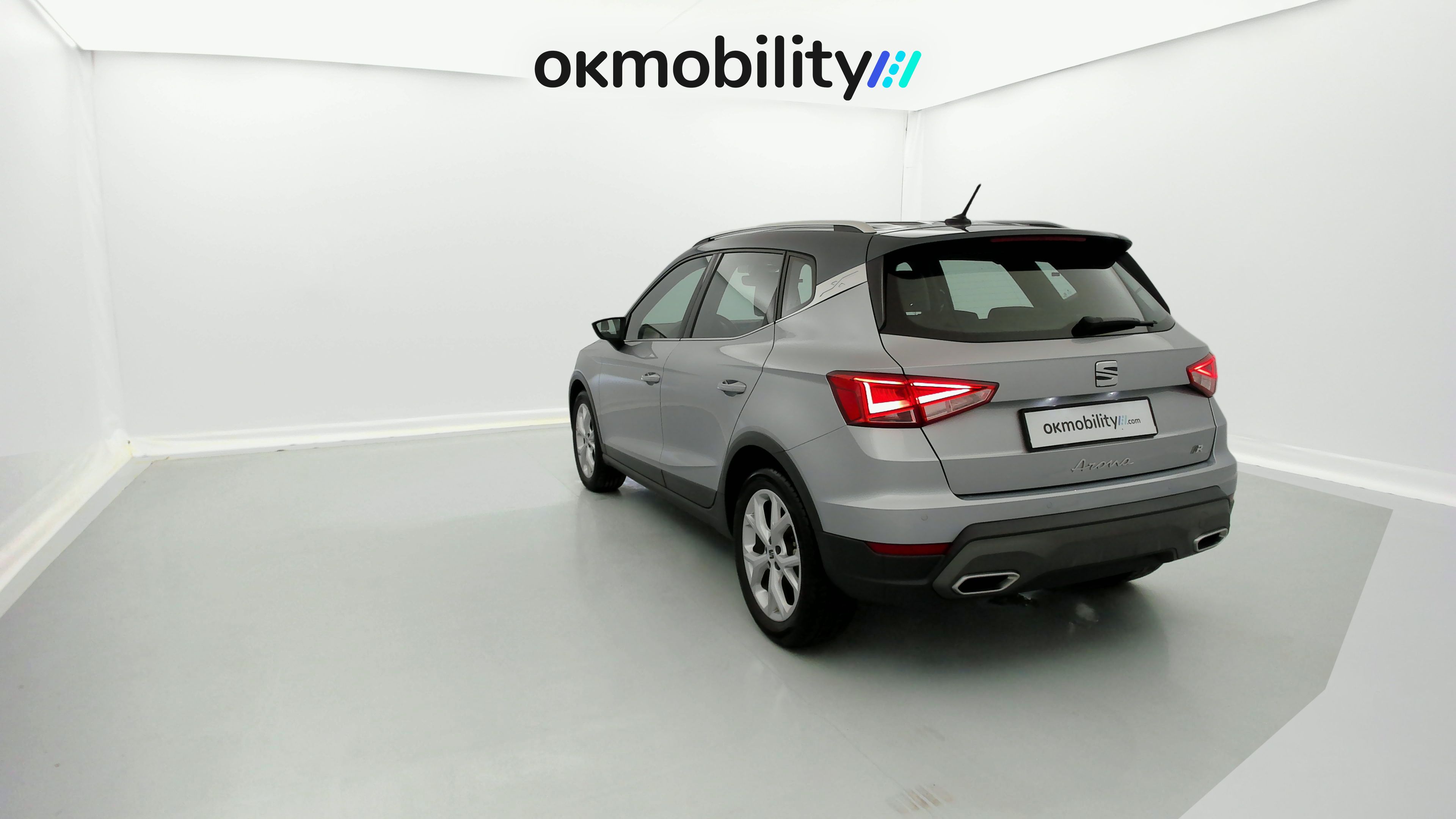 seat arona fr 1.0 TSI 110 2023 urban silber metallic / magnetic grau metallic 9