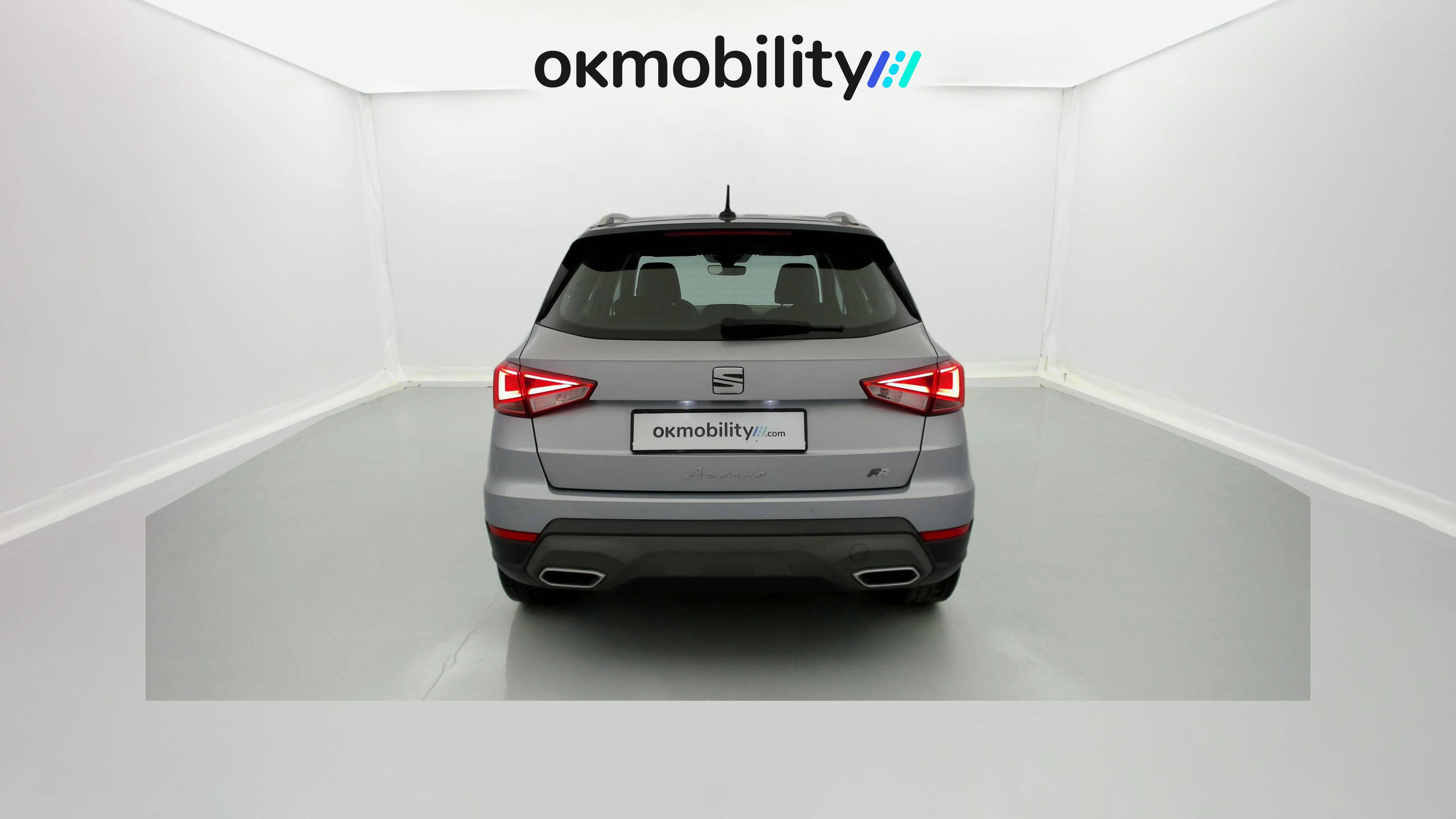 seat arona fr 1.0 TSI 110 2023 urban silber metallic / magnetic grau metallic 10