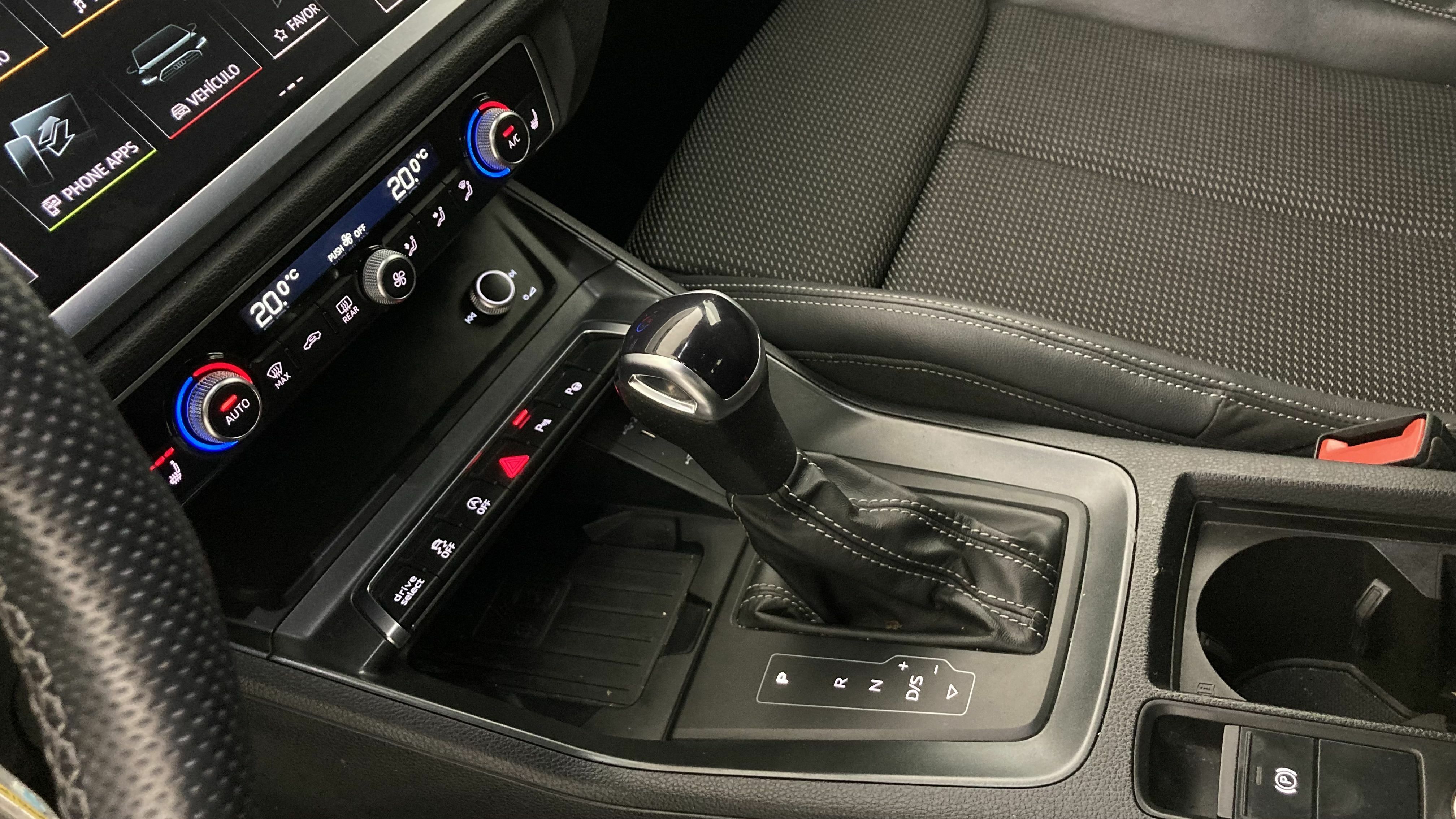 audi q3 sportback s line 40 TDI 204 QUATTRO STRONIC 2024 gletscherweiß met. 19