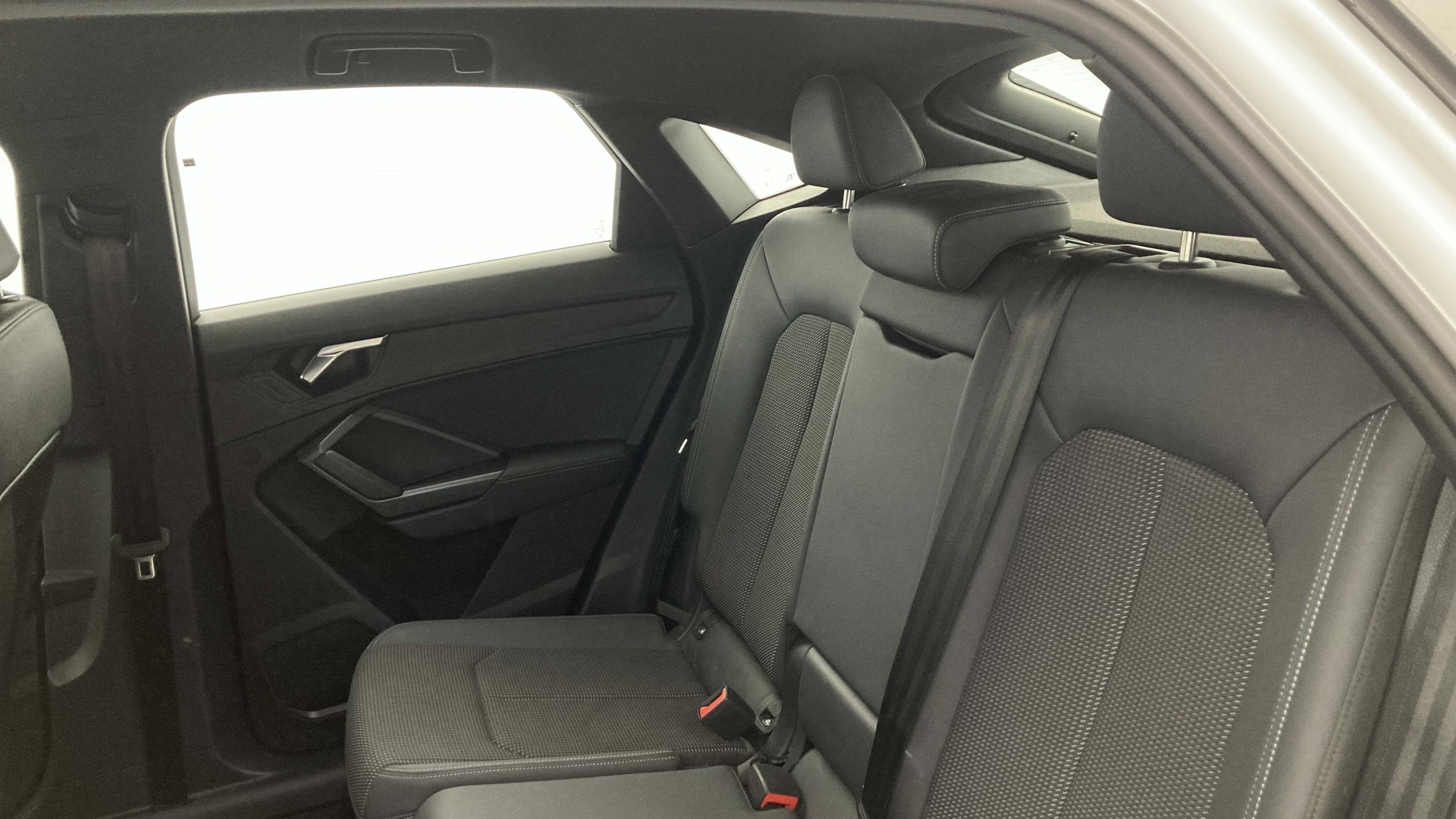 audi q3 sportback s line 40 TDI 204 QUATTRO STRONIC 2024 gletscherweiß met. 20