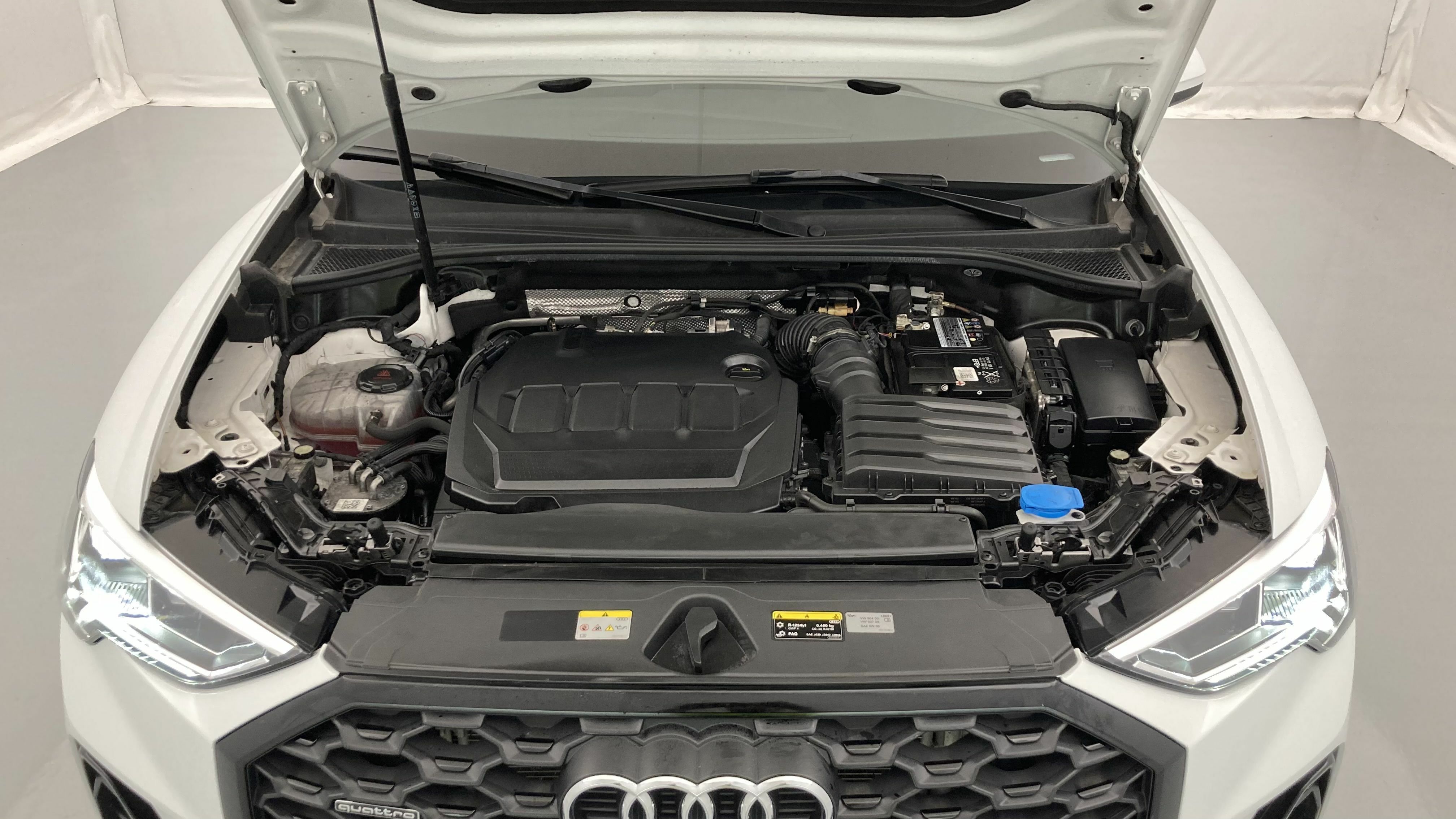 audi q3 sportback s line 40 TDI 204 QUATTRO STRONIC 2024 gletscherweiß met. 24