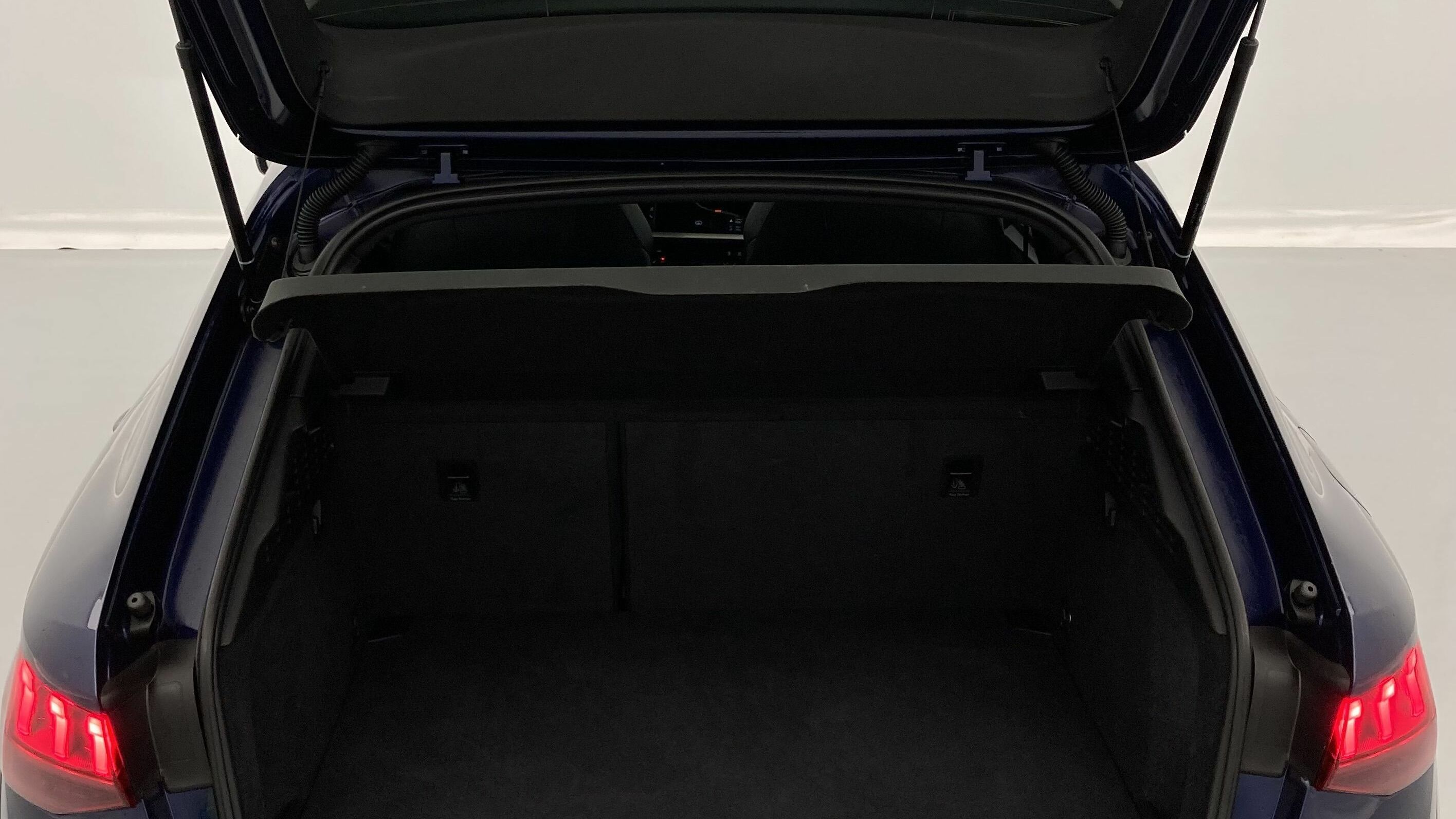 audi a3 sportback s line 35 TFSI 150 STRONIC 2023 navarrablau metallic 21