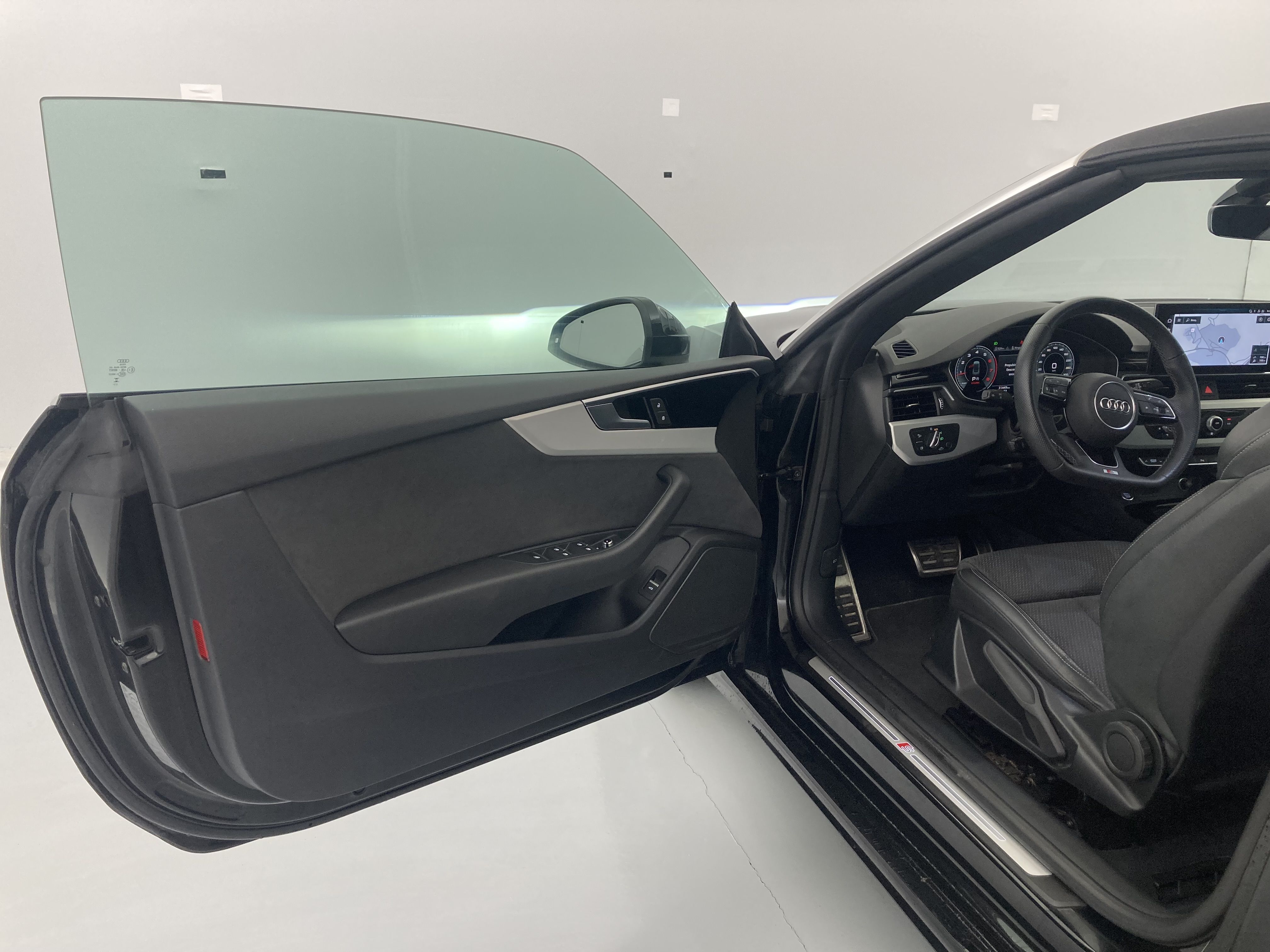 audi a5 cabrio s line 40 TFSI 204 STRONIC 2024 mythosschwarz metallic 19