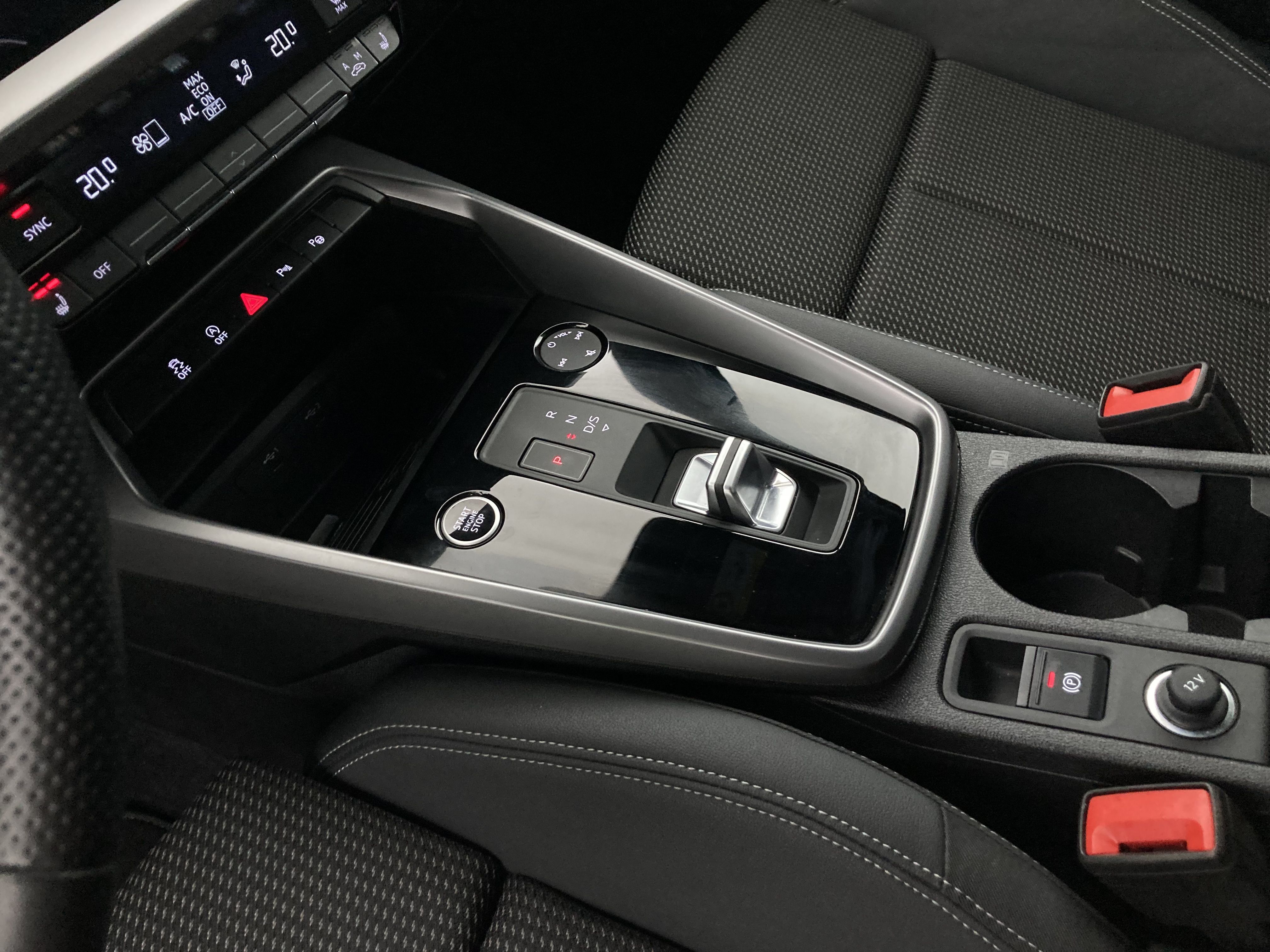 audi a3 sportback s line 35 TFSI 150 STRONIC 2024 daytonagrau perleff. 13