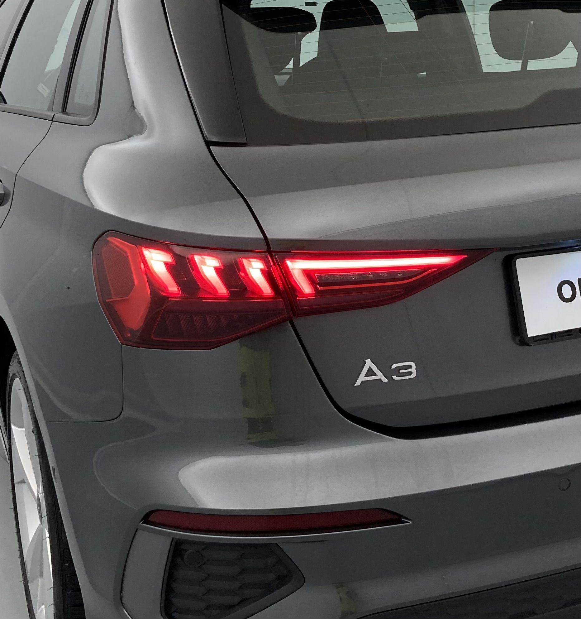 audi a3 sportback s line 35 TFSI 150 STRONIC 2024 daytonagrau perleff. 20