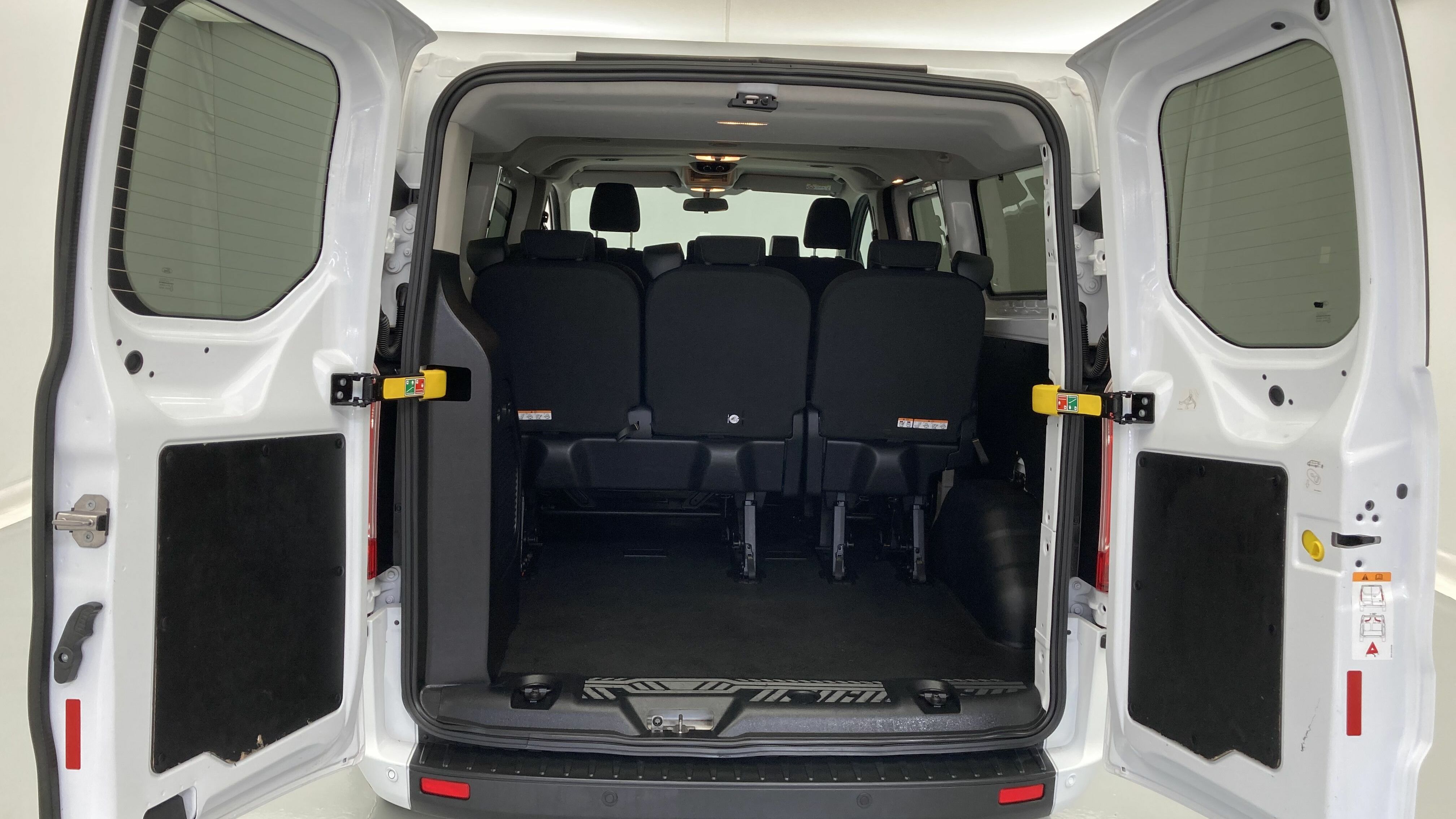 ford transit custom trend l2h1 9pl 2.0 ECOBLUE 130 2023 frozen white 24