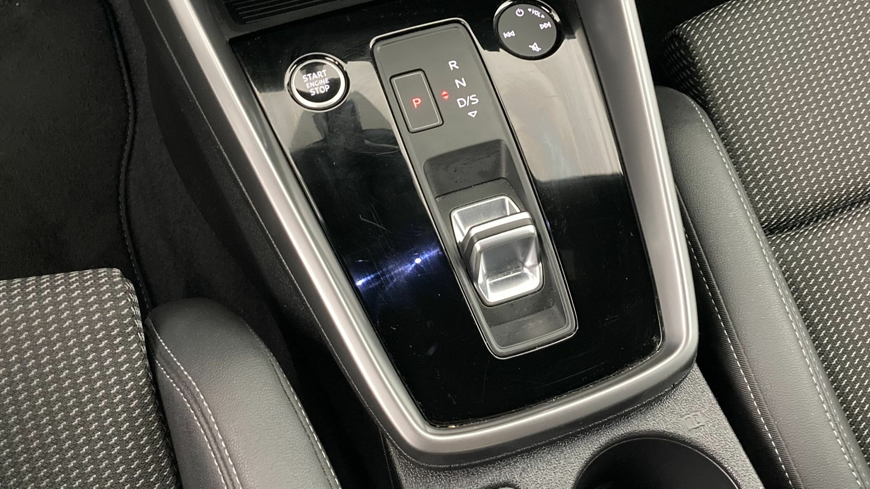 audi a3 sportback s line 35 TFSI 150 STRONIC 2024 daytonagrau 20