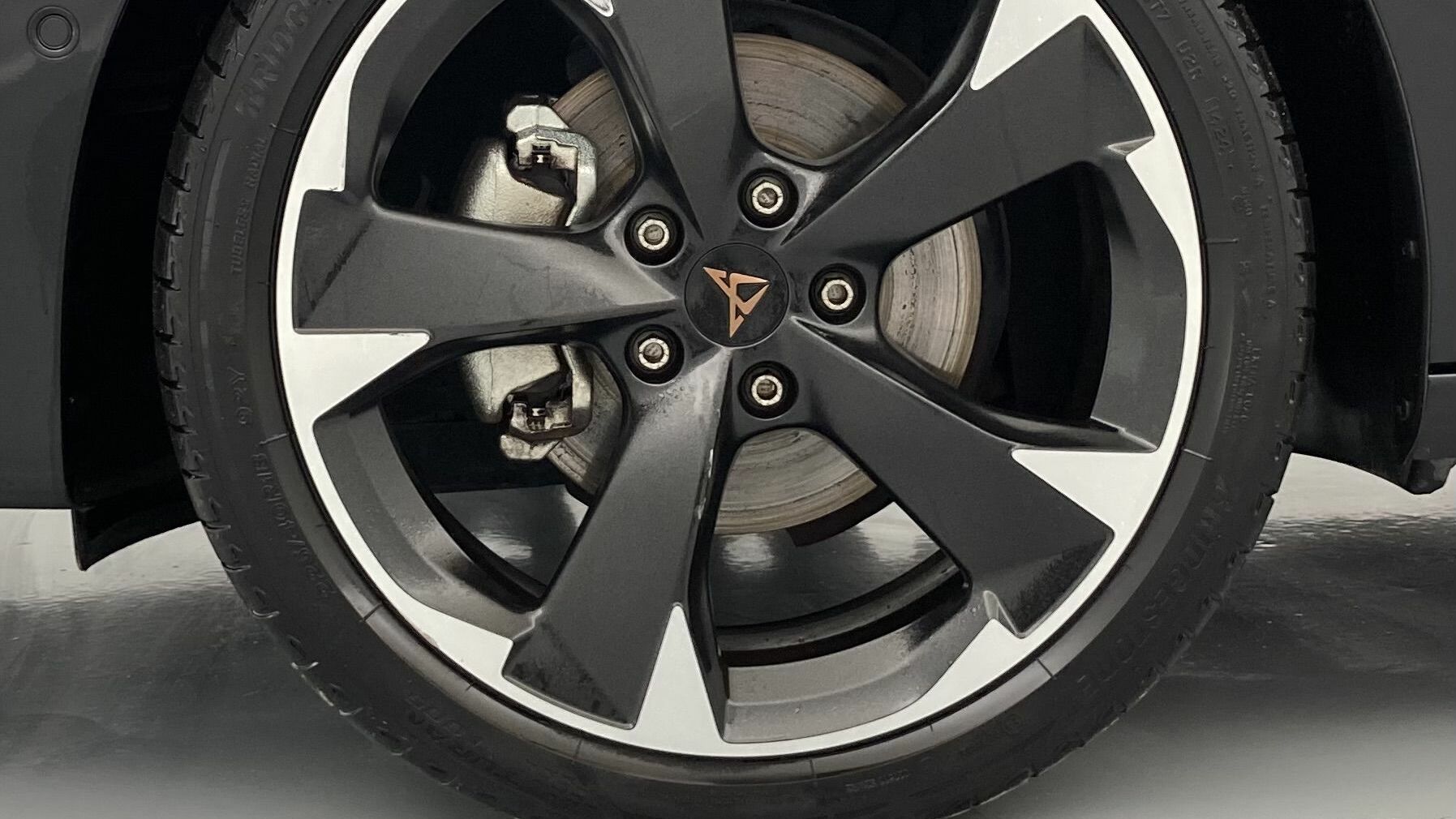 cupra leon st nv 1.5 ETSI 150 DSG 2024 negro midnight 28