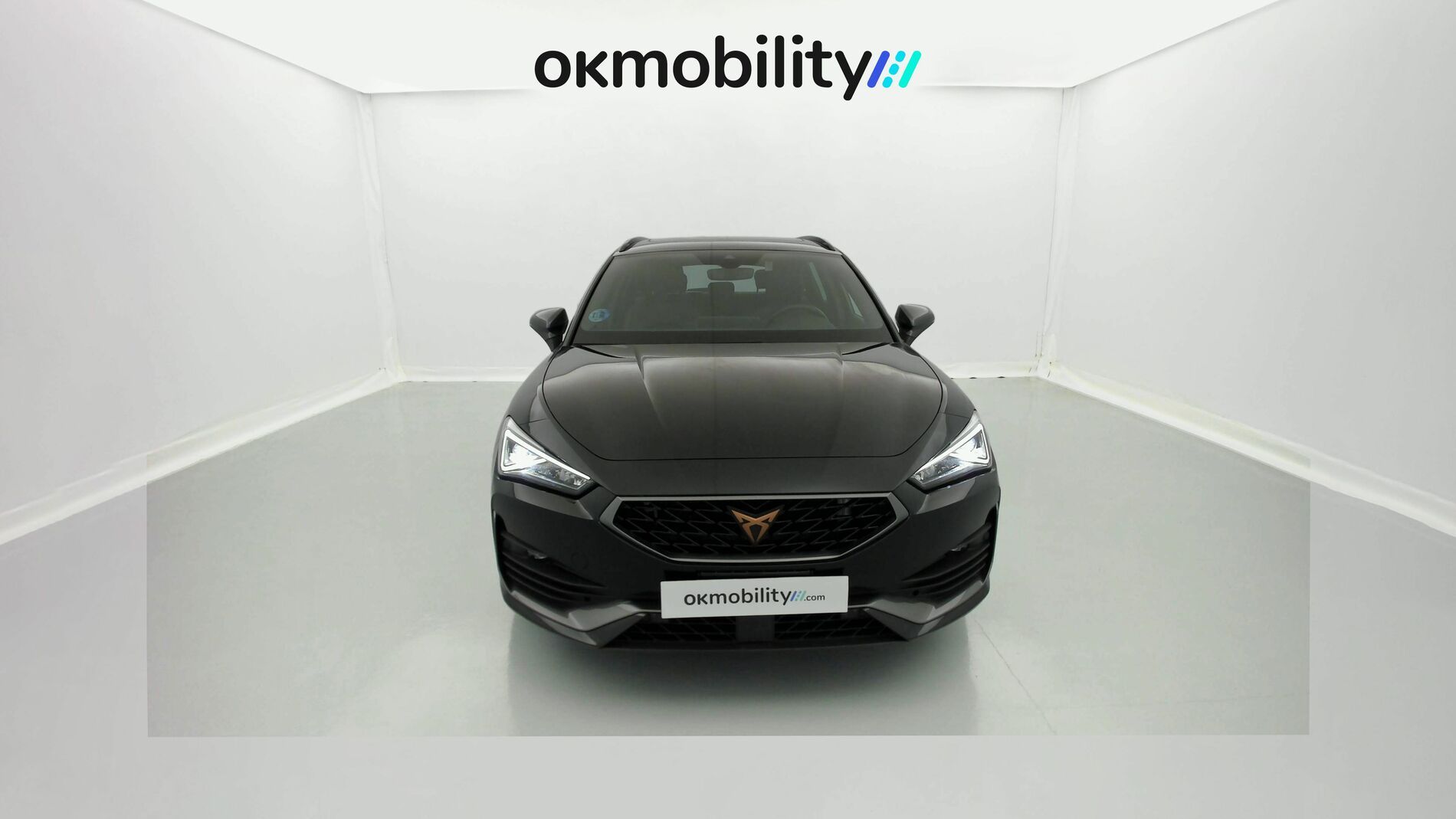 cupra leon st nv 1.5 ETSI 150 DSG 2024 negro midnight 4