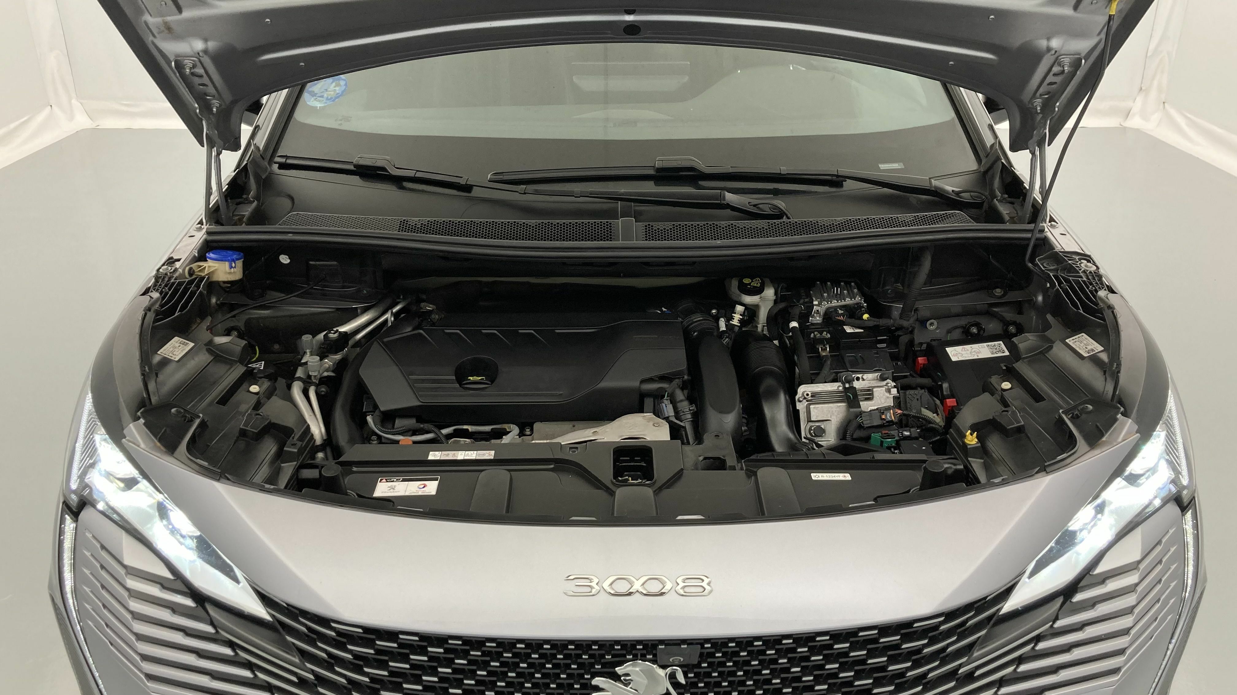 peugeot 3008 gt pack 1.6 HYBRID 300 EAT PHEV 2022 gris artense / negro 14