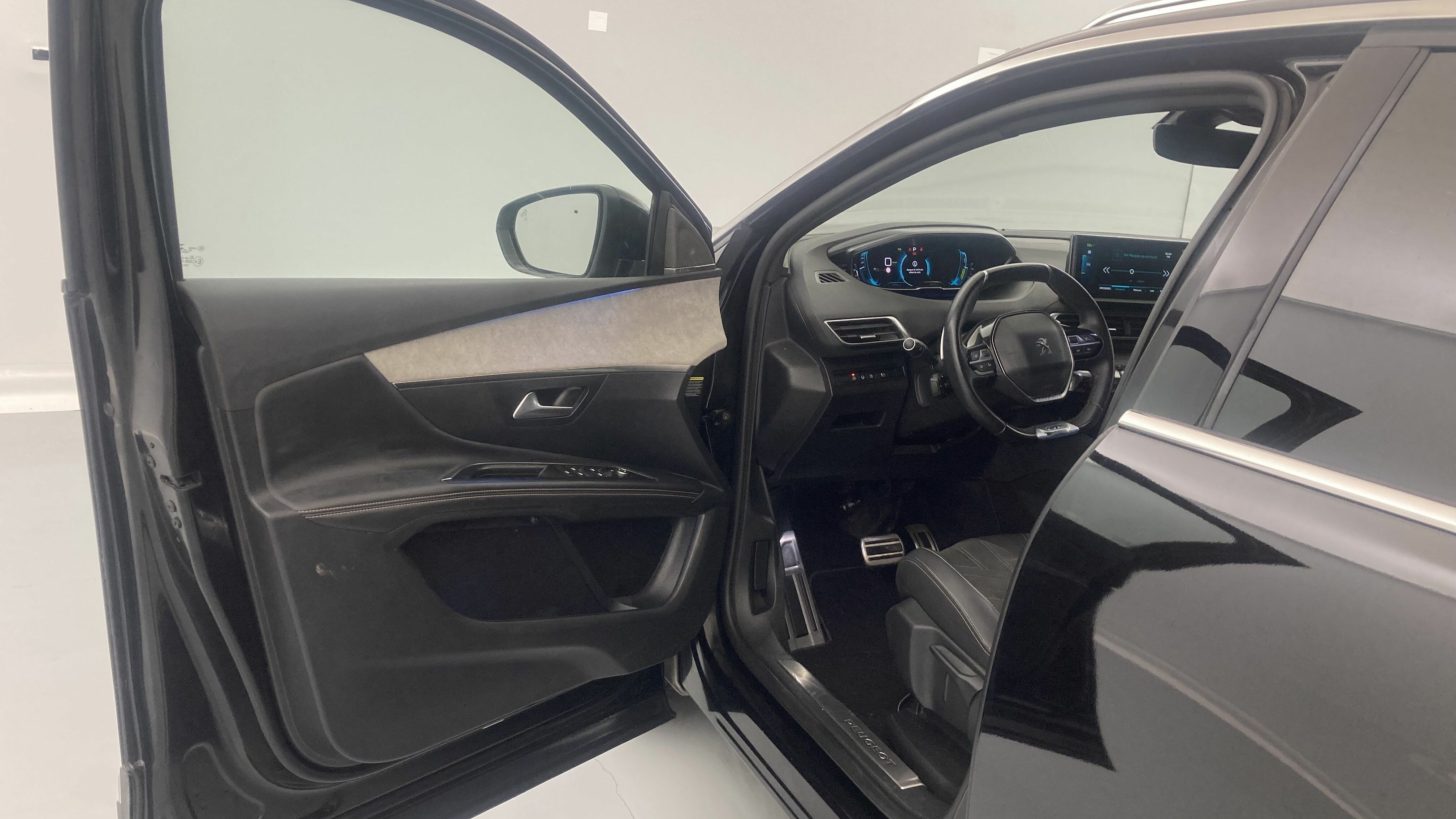 peugeot 3008 gt pack 1.6 HYBRID 300 EAT PHEV 2022 negro perla nera 12