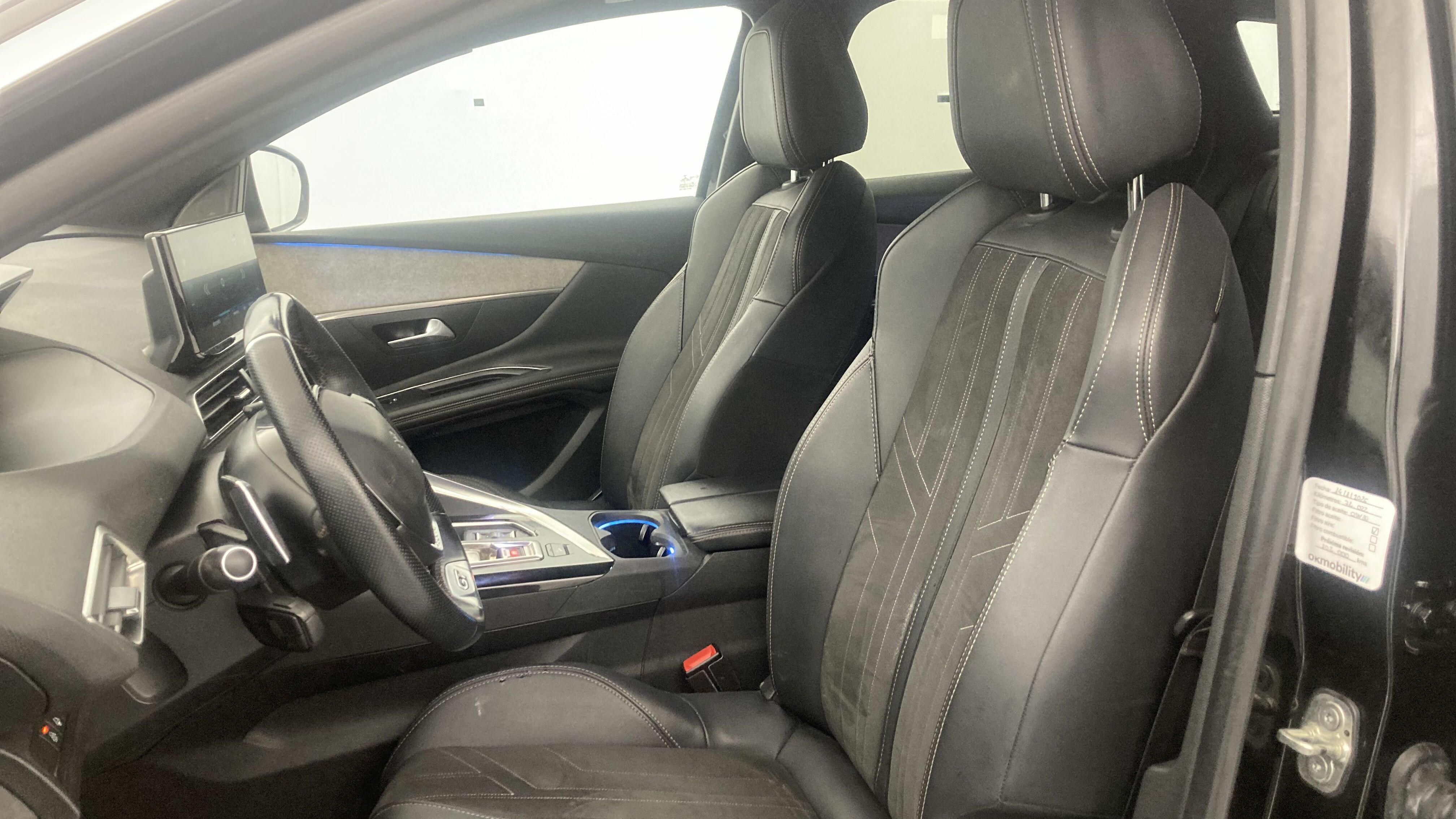 peugeot 3008 gt pack 1.6 HYBRID 300 EAT PHEV 2022 negro perla nera 13