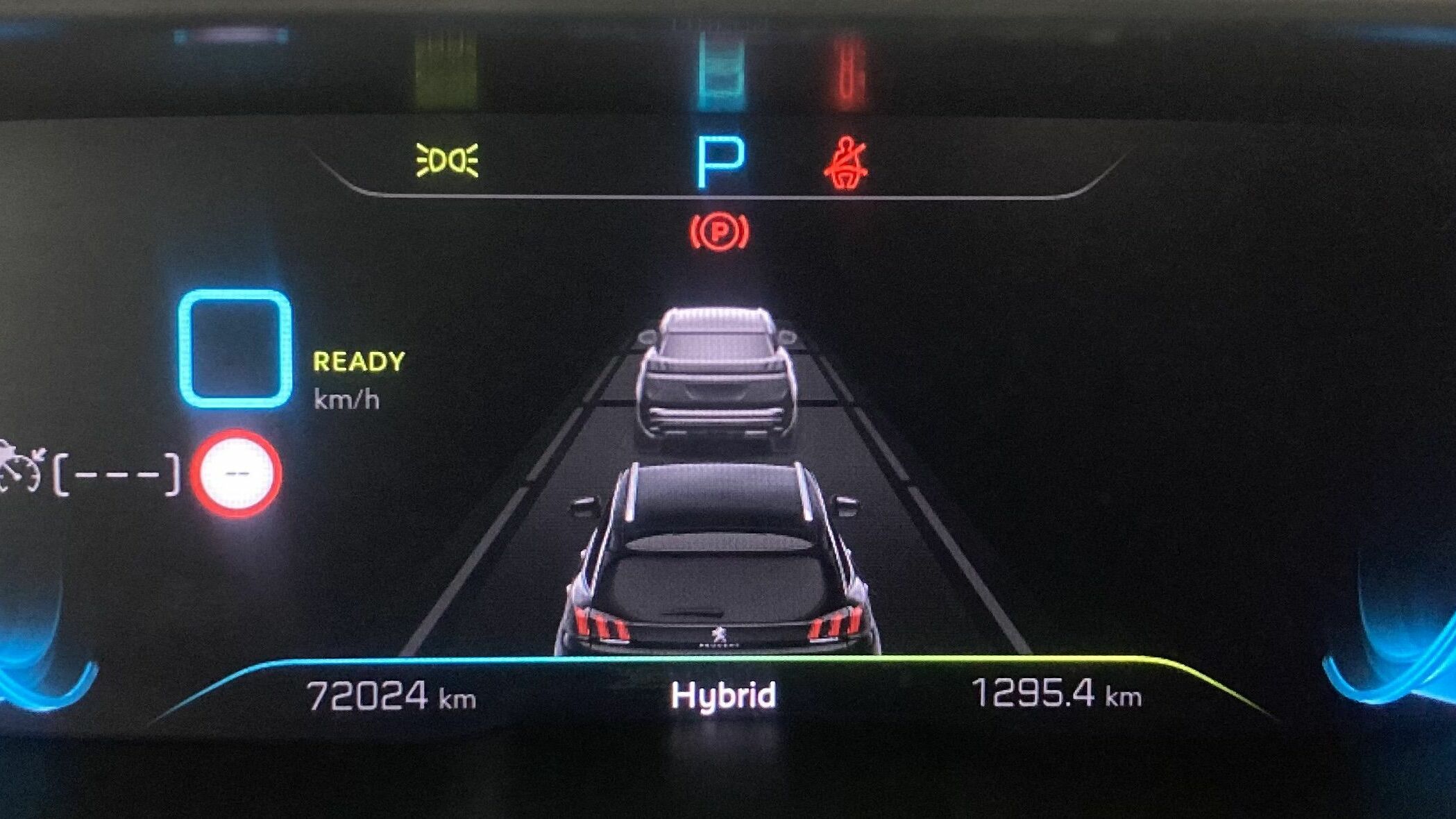 peugeot 3008 gt pack 1.6 HYBRID 300 EAT PHEV 2022 negro perla nera 17