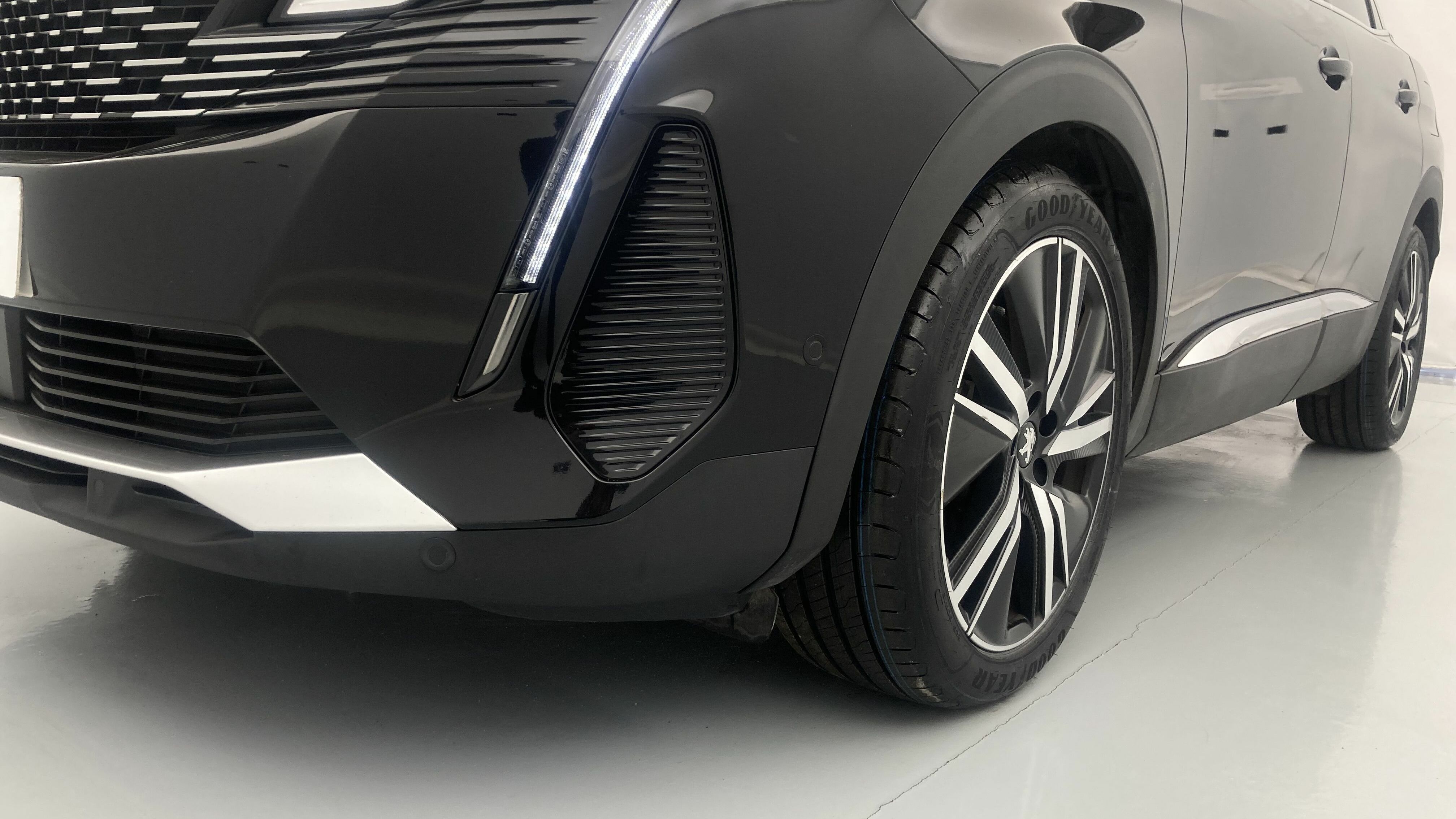 peugeot 3008 gt pack 1.6 HYBRID 300 EAT PHEV 2022 negro perla nera 25