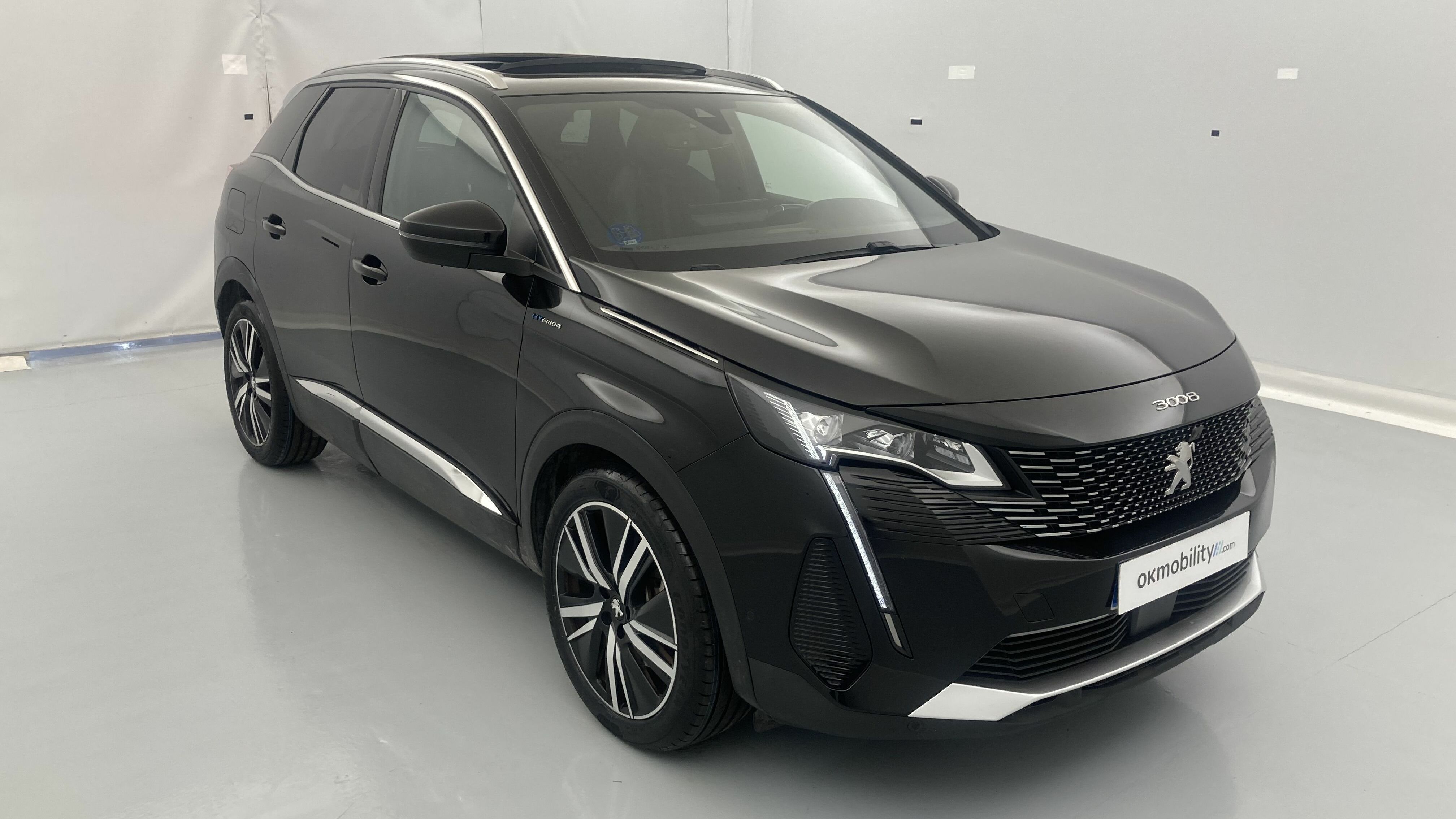 peugeot 3008 gt pack 1.6 HYBRID 300 EAT PHEV 2022 negro perla nera 33