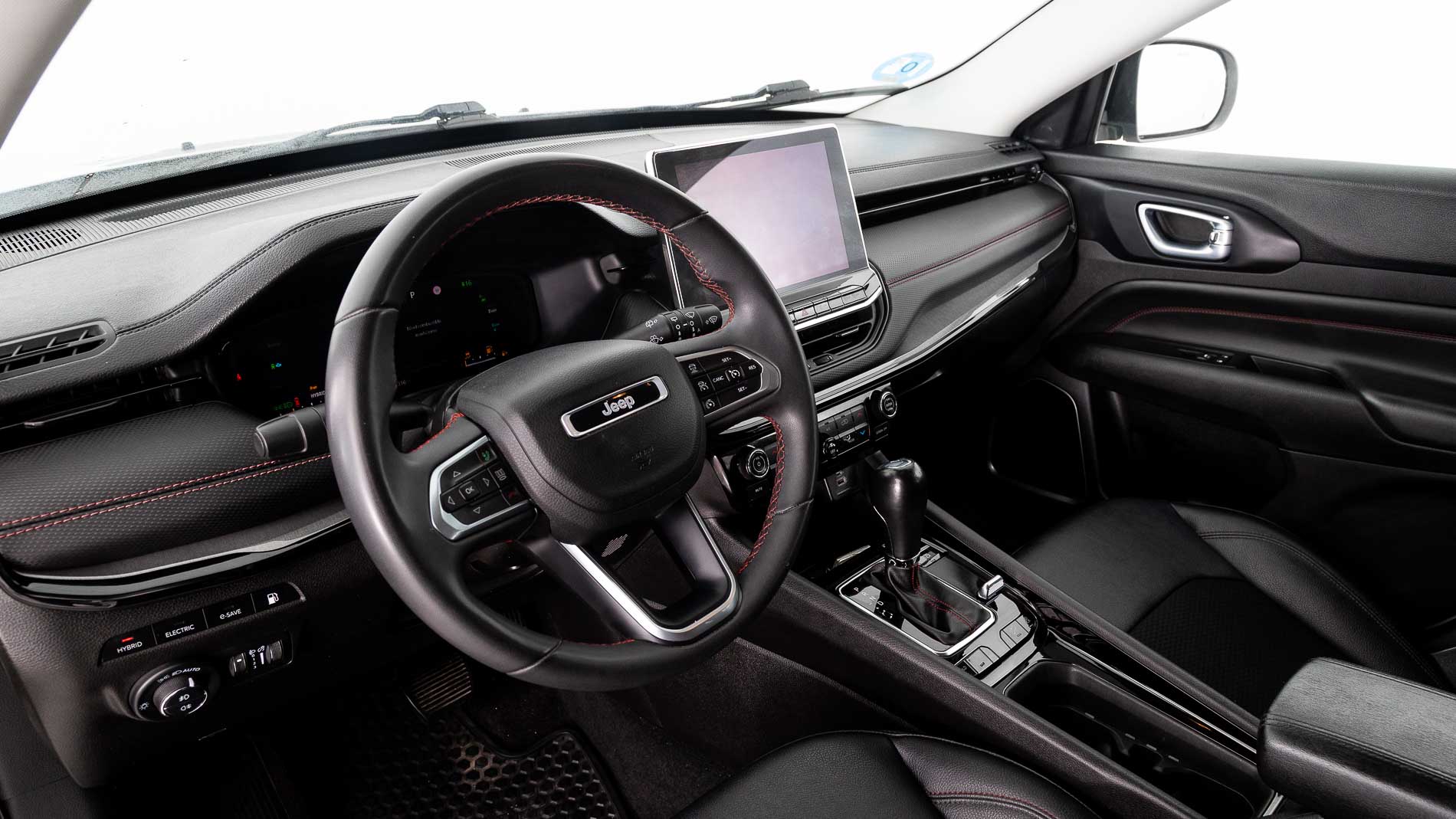 jeep compass trailhawk 1.3 PHEV 240 AWD 2022 blanco alpine + techo negro 15