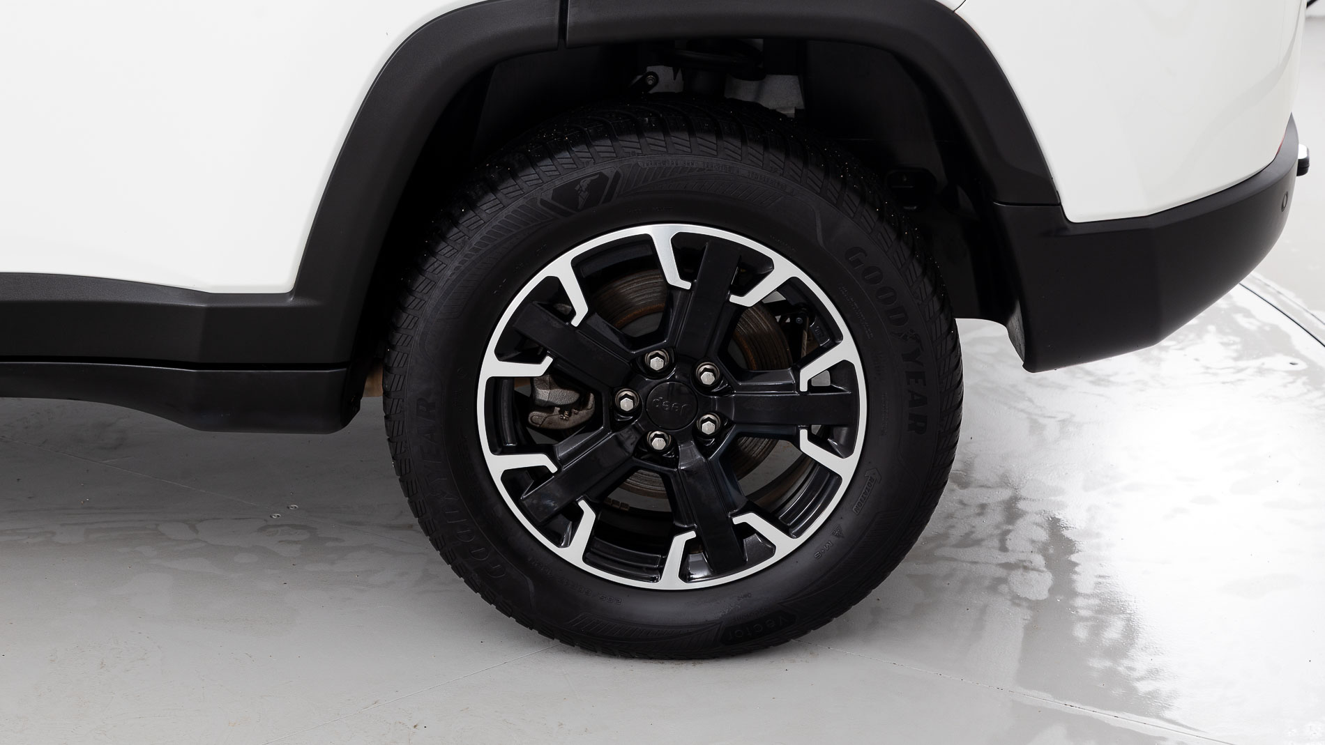 jeep compass trailhawk 1.3 PHEV 240 AWD 2022 blanco alpine + techo negro 27