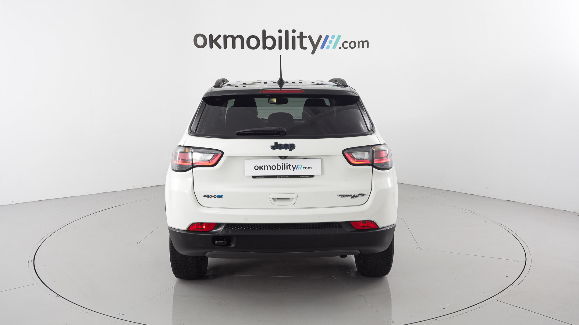 jeep compass trailhawk 1.3 PHEV 240 AWD 2022 blanco alpine + techo negro 11