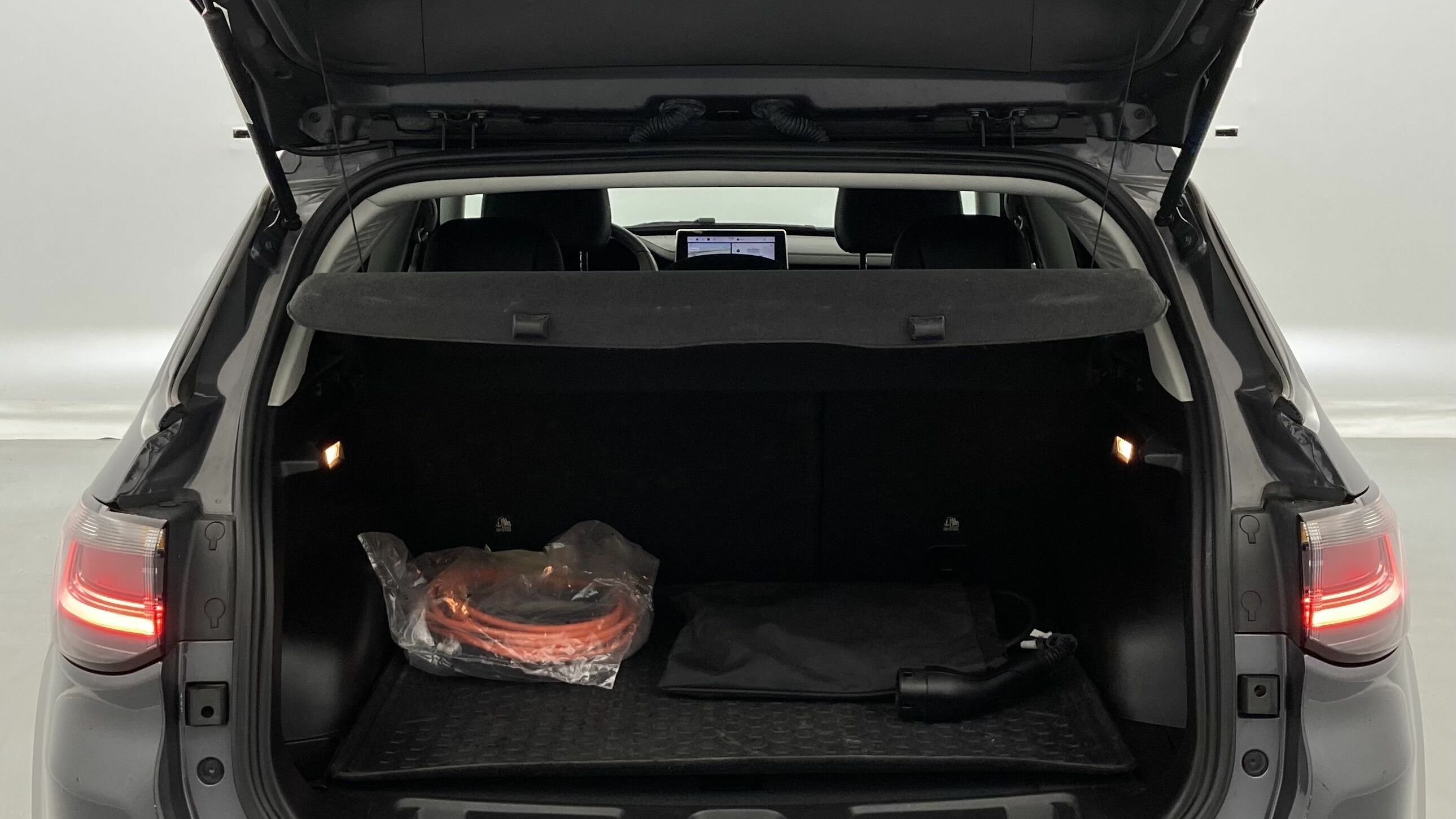 jeep compass trailhawk 1.3 PHEV 240 AWD 2022 gris grafito 25