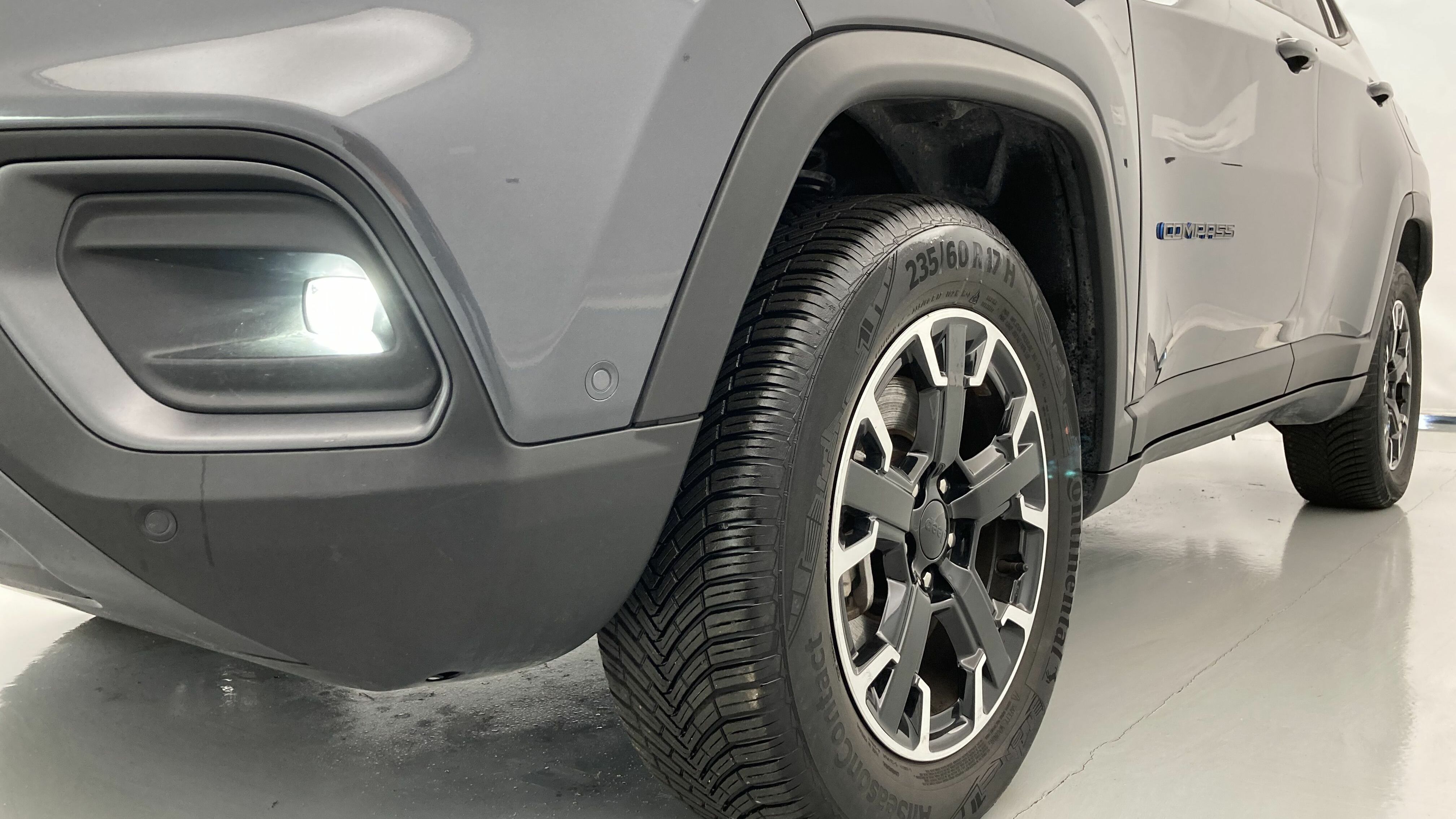 jeep compass trailhawk 1.3 PHEV 240 AWD 2022 gris grafito 27