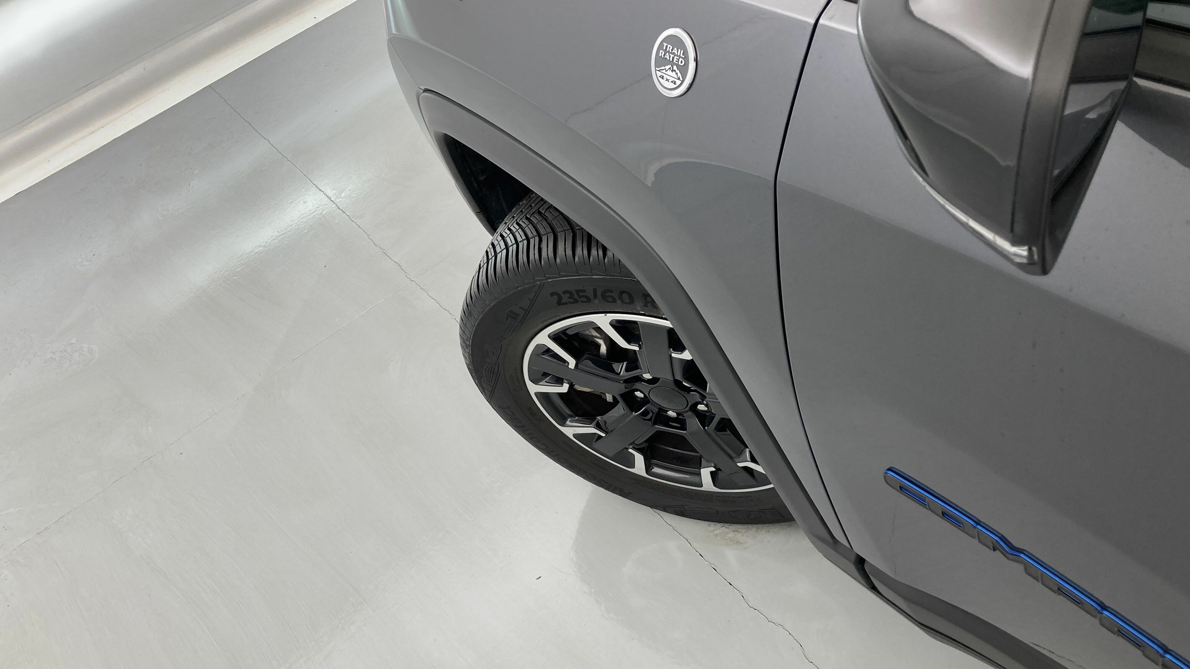 jeep compass trailhawk 1.3 PHEV 240 AWD 2022 gris grafito 29