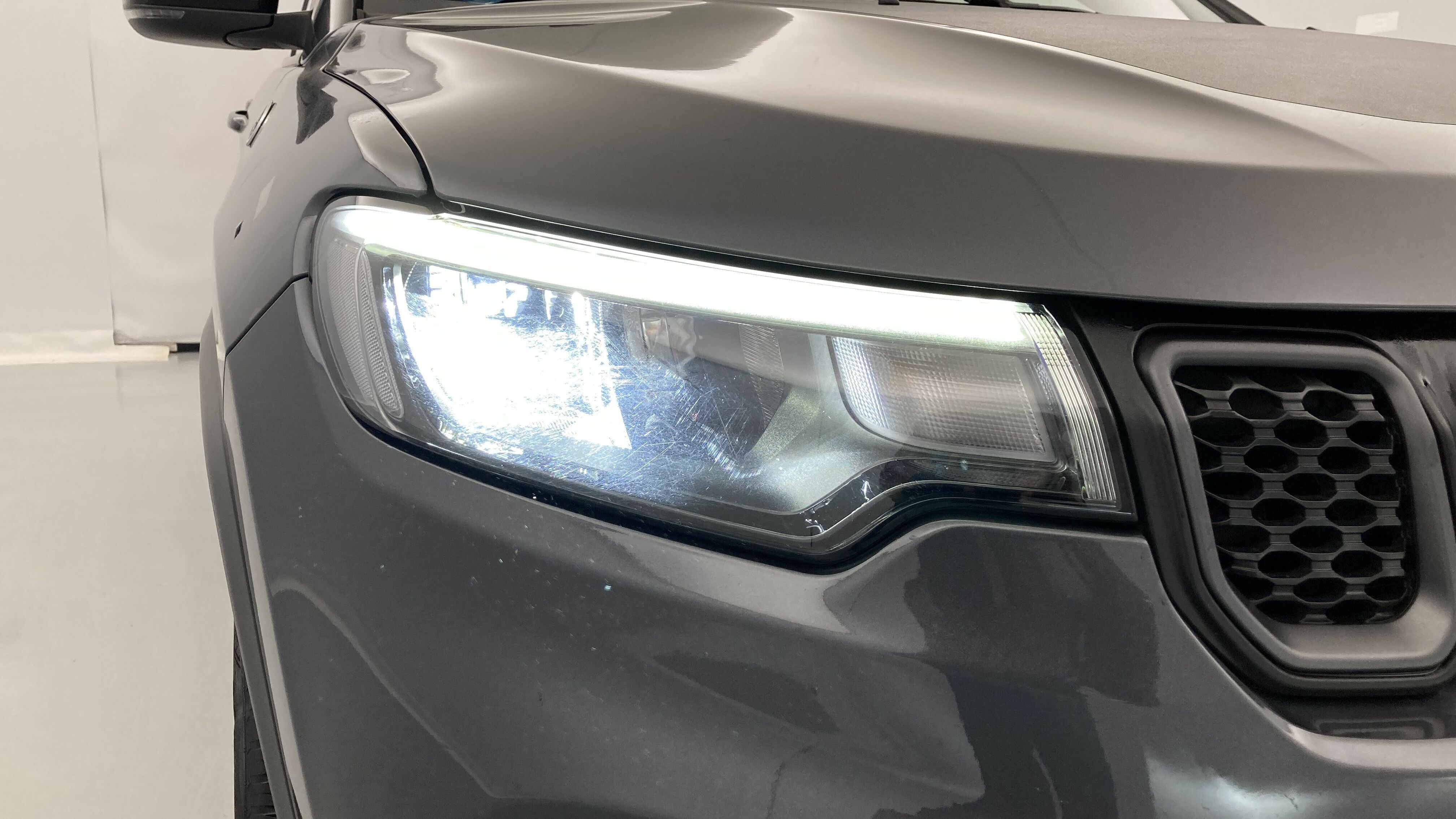 jeep compass trailhawk 1.3 PHEV 240 AWD 2022 gris grafito 30